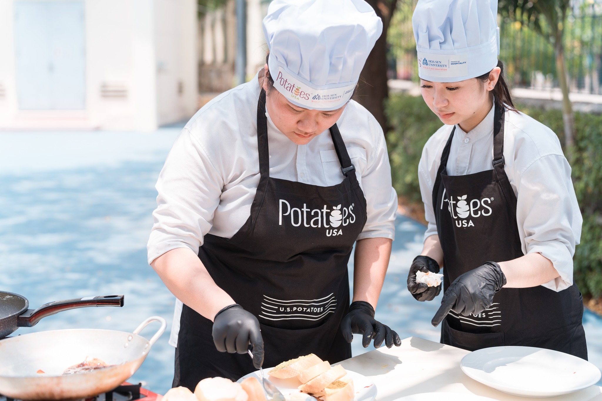 Học ngành Quản trị Nhà hàng và Dịch vụ ăn uống học trường nào tốt nhất?