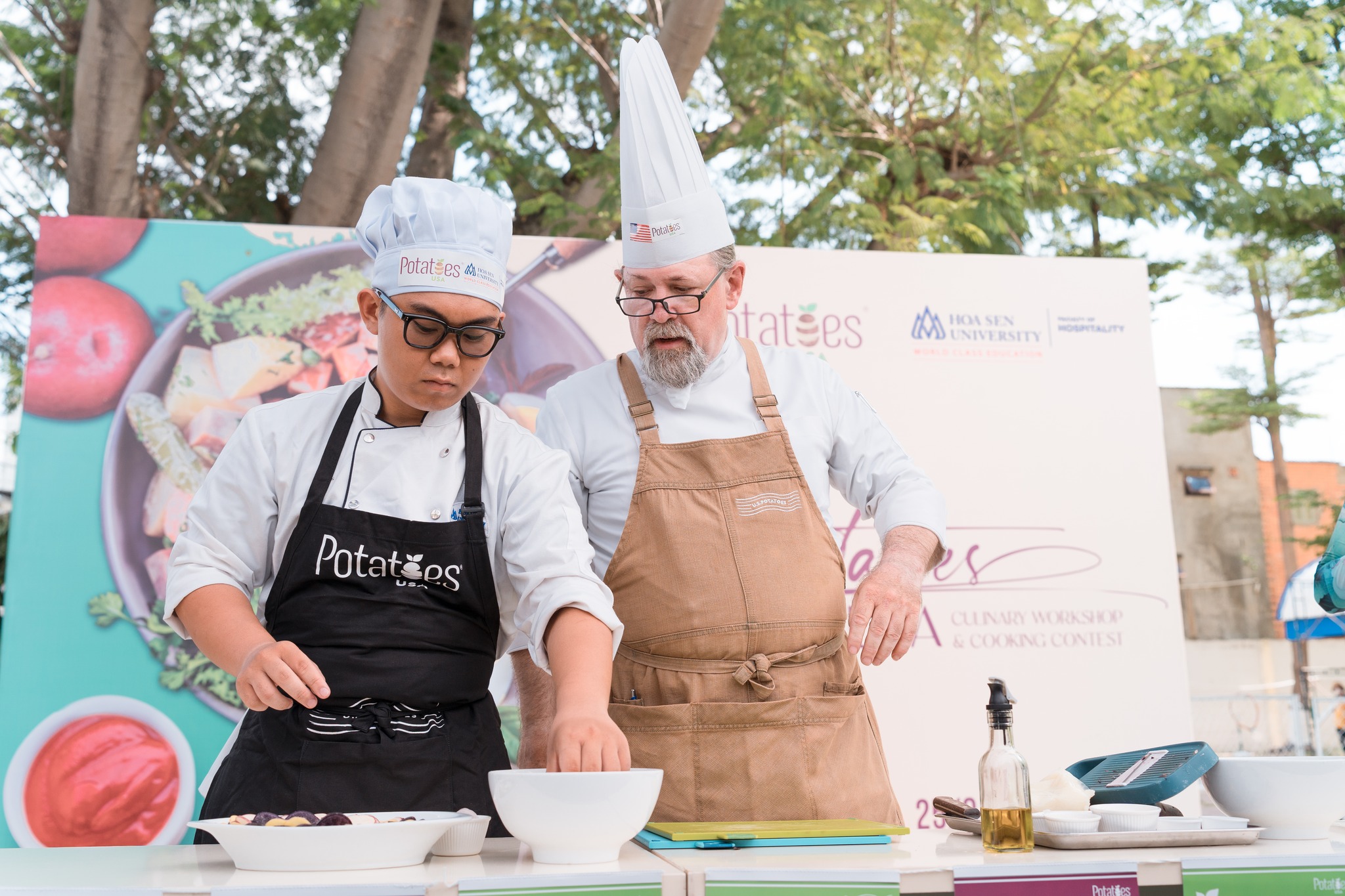 Học ngành Quản trị Nhà hàng và Dịch vụ ăn uống học trường nào tốt nhất?