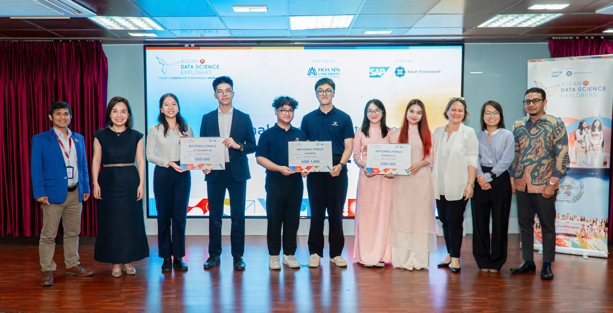 Ngành Doanh nghiệp số và Ứng dụng AI là gì? Học gì, lương bao nhiêu?