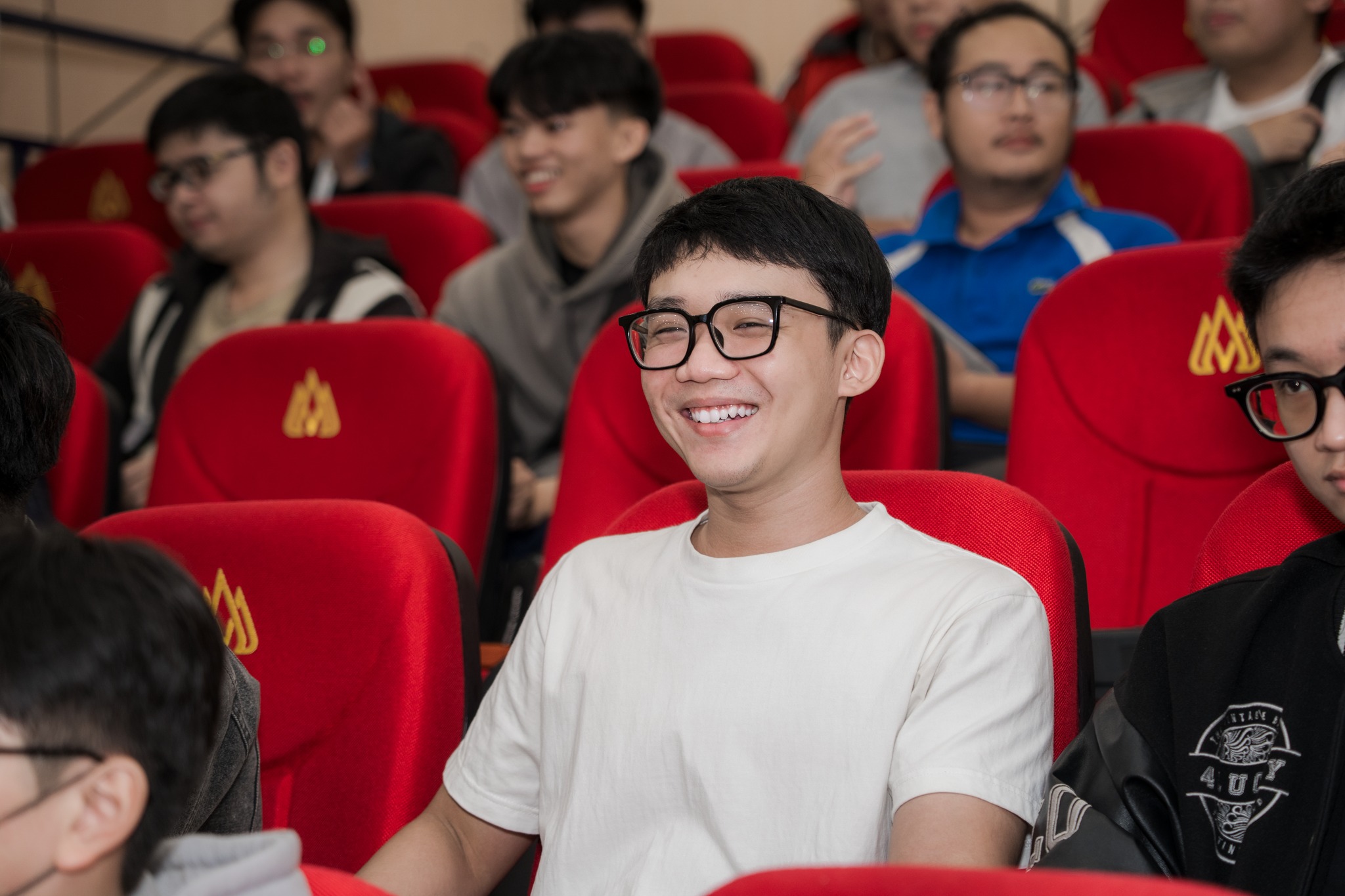 Công nghệ ứng dụng số là gì? Học gì, làm gì, lương bao nhiêu?