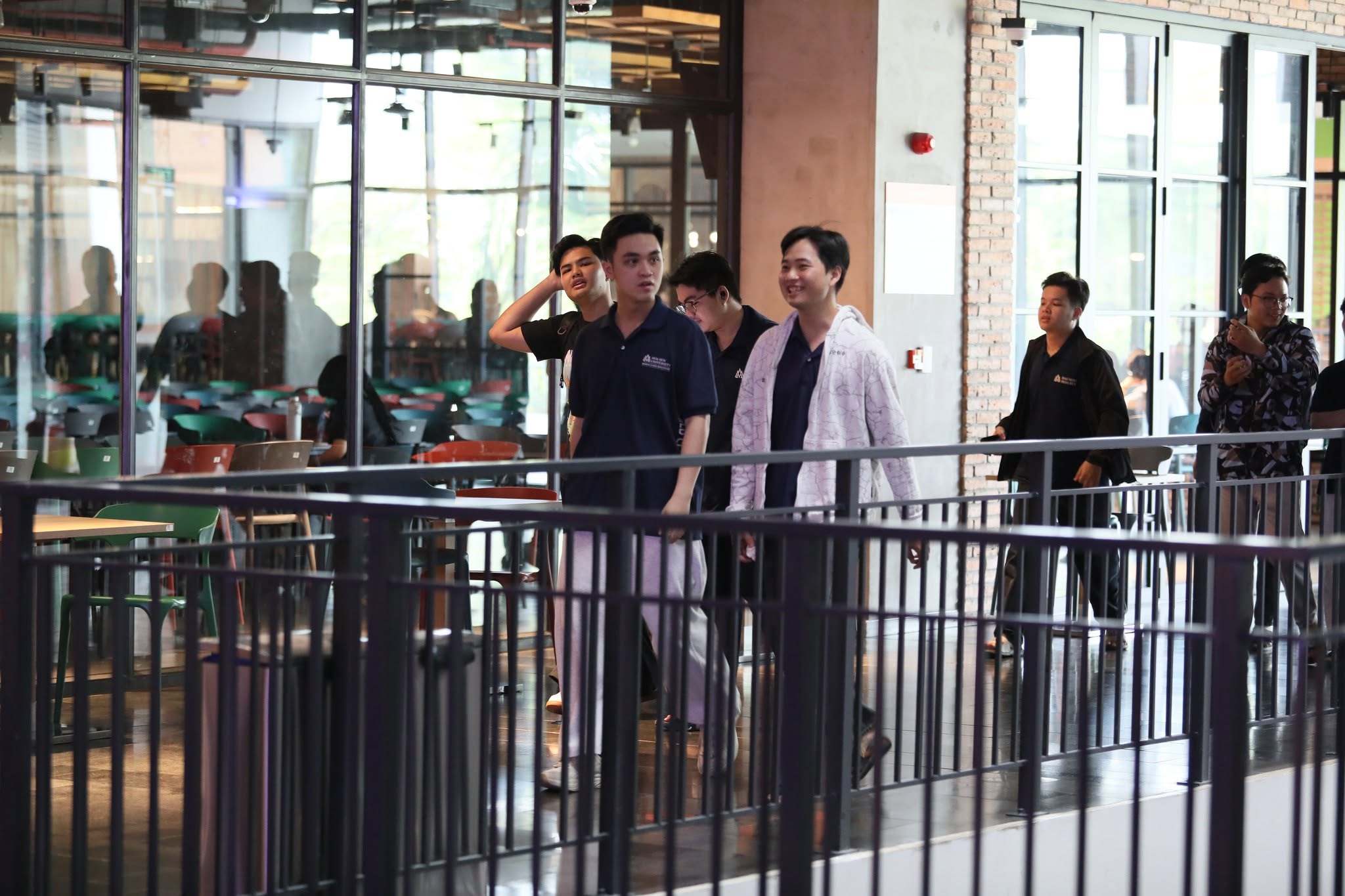 Ngành Doanh nghiệp số và Ứng dụng AI là gì, học gì, lương bao nhiêu?