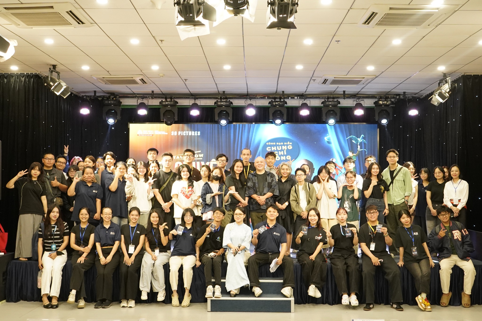 Review ngành Quản trị công nghệ truyền thông là gì?