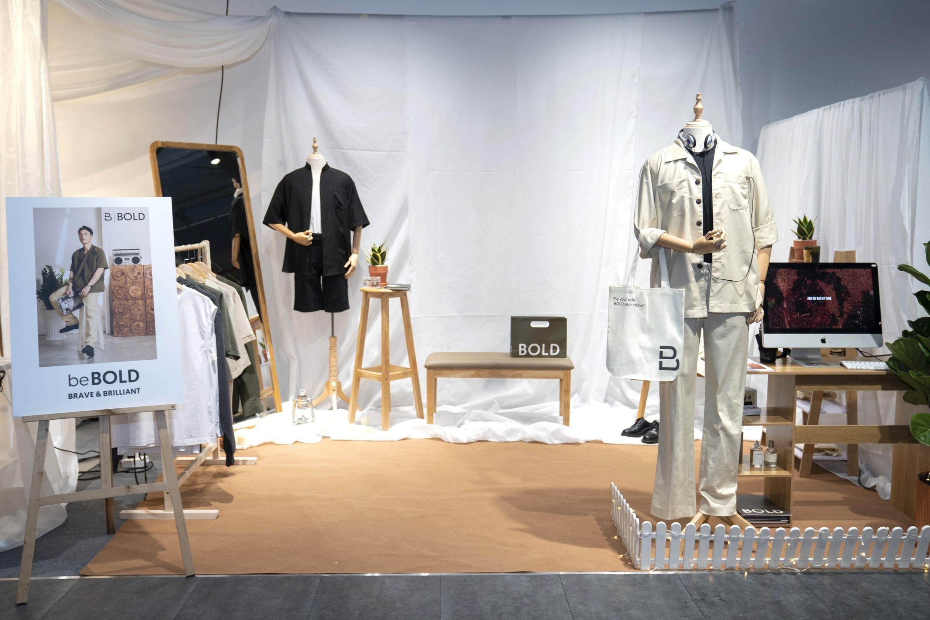 Học Kinh doanh thời trang có thể tự mở brand không? Gen Z đang làm gì