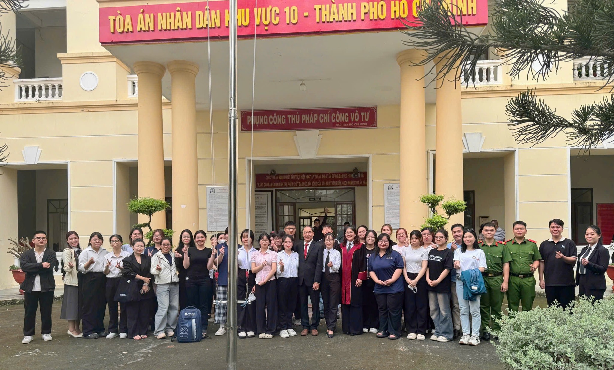 Học Luật kinh tế tại HSU có gì khác? Điểm mạnh chương trình