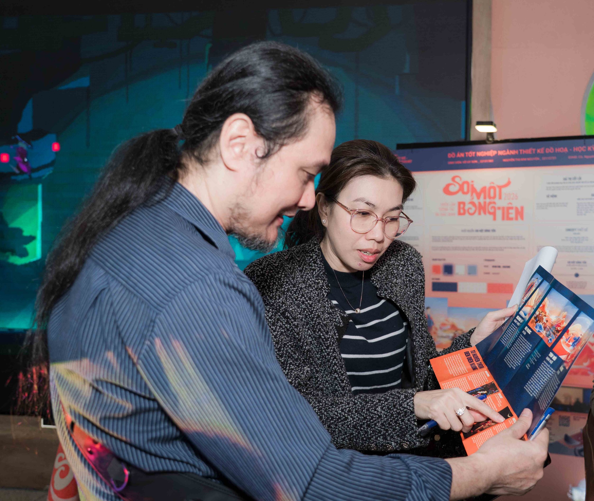 Thiết kế đồ họa vs Nghệ thuật số: Khác gì? Nên chọn ngành nào để không hối hận?