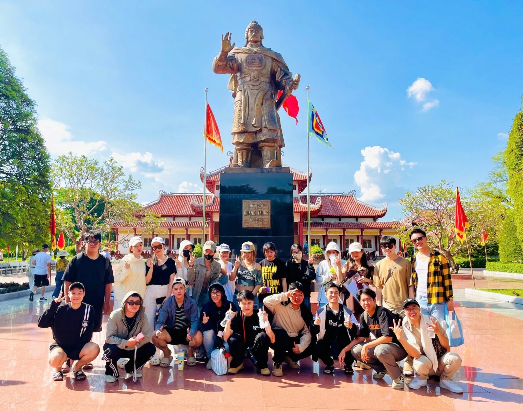 Học ngành Quản trị Du lịch số ra làm gì? Cơ hội nghề nghiệp rộng mở trong kỷ nguyên du lịch thông minh