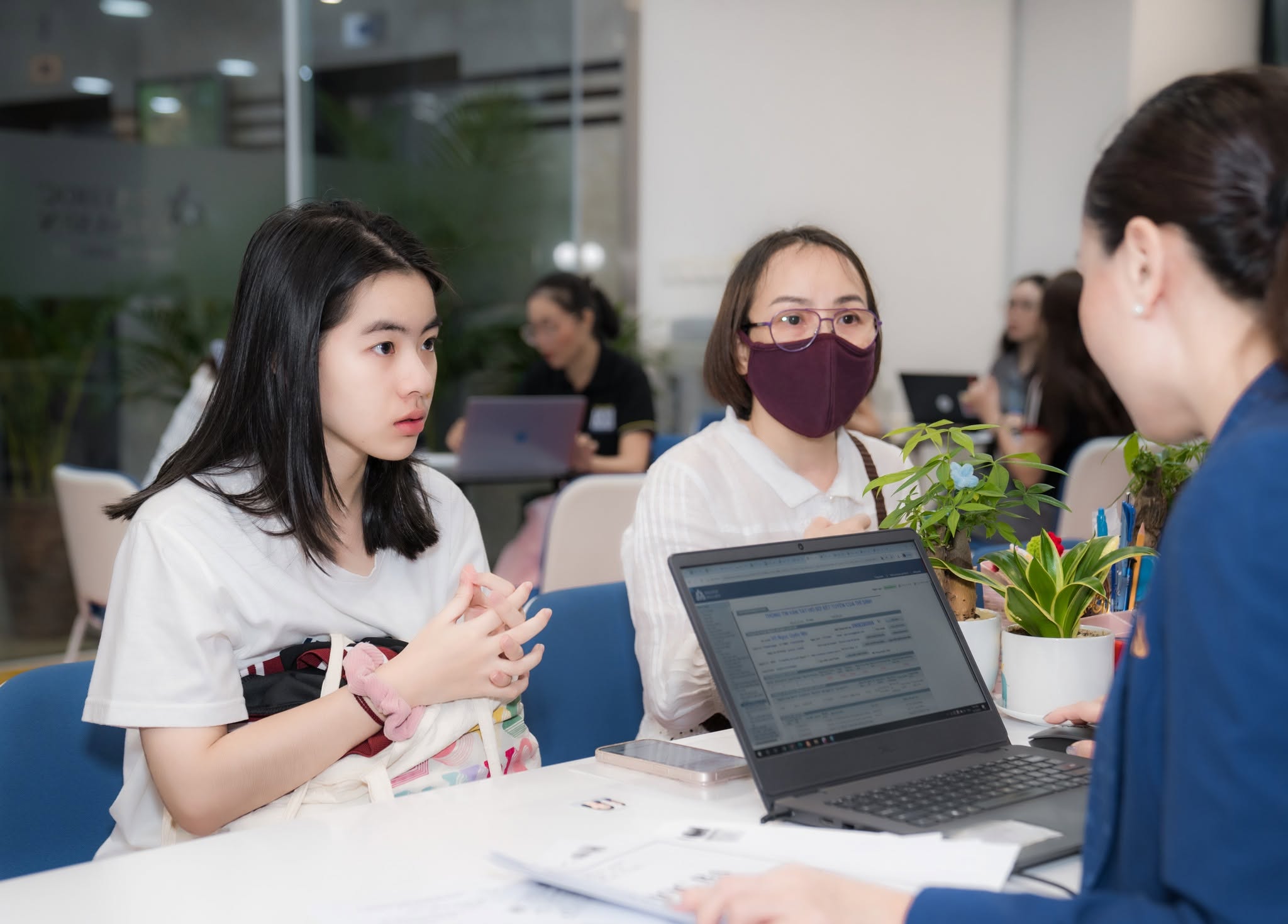 Hướng dẫn thủ tục nhập học năm 2026 tại Trường Đại học Hoa Sen