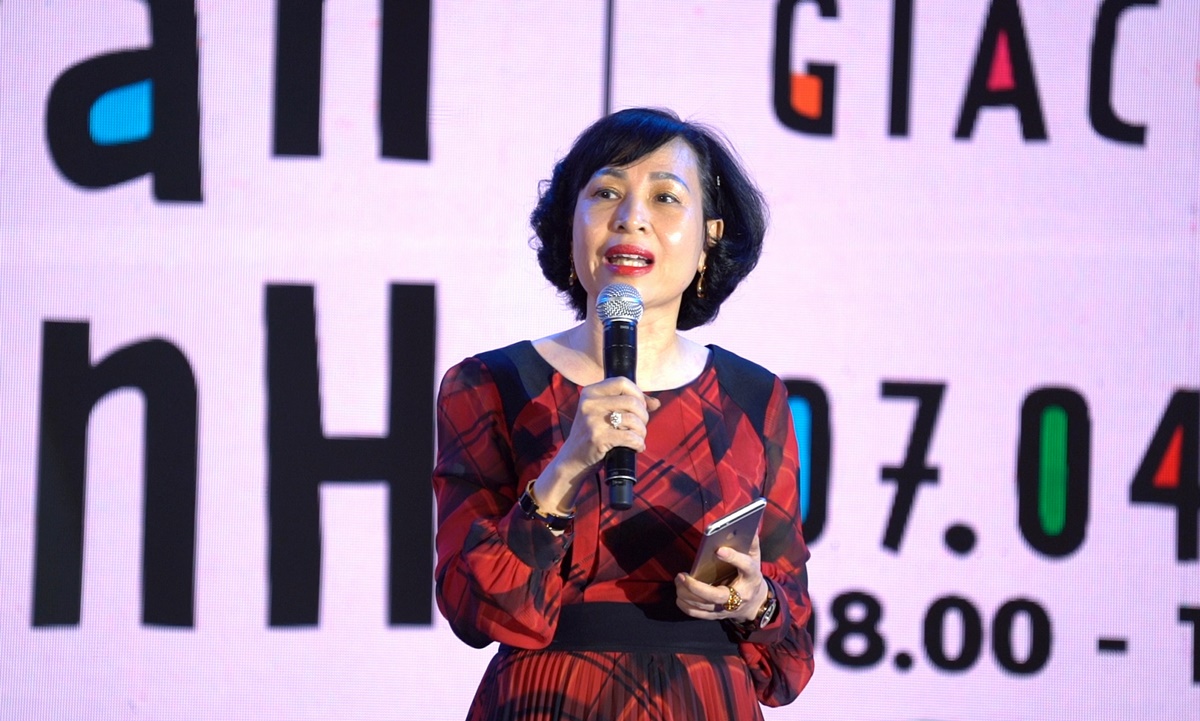 NGƯT.GS.TS Mai Hồng Quỳ, Hiệu trưởng HSU phát biểu khai mạc ngày hội