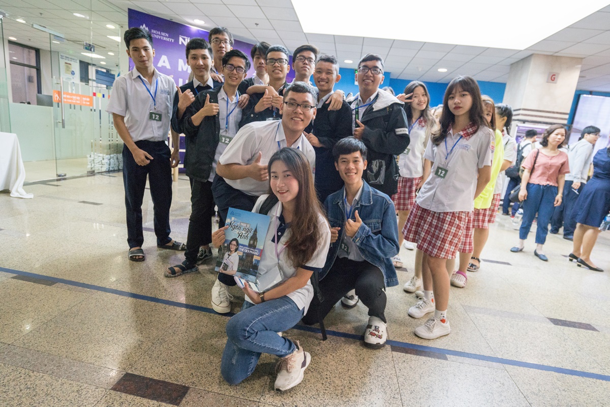 Hoc sinh THPT Tran Hung Dao tham gia Campus Tour DH Hoa Sen