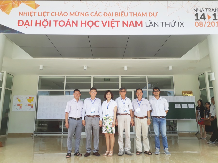 pgs-ts-tran-dan-collection-of-school-daily-hoc-lotus-participate-in-daily-hoi-toan-school-7