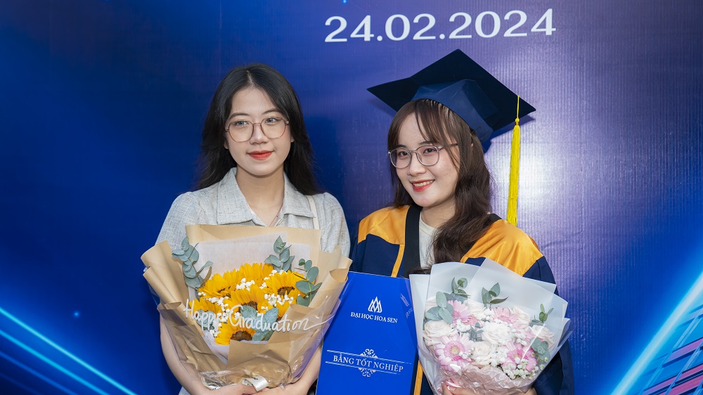 Những khoảnh khắc ấn tượng tại Lễ tốt nghiệp 41 của sinh viên HSU 8 1 1 2 Những khoảnh khắc ấn tượng tại Lễ tốt nghiệp 41 của sinh viên HSU