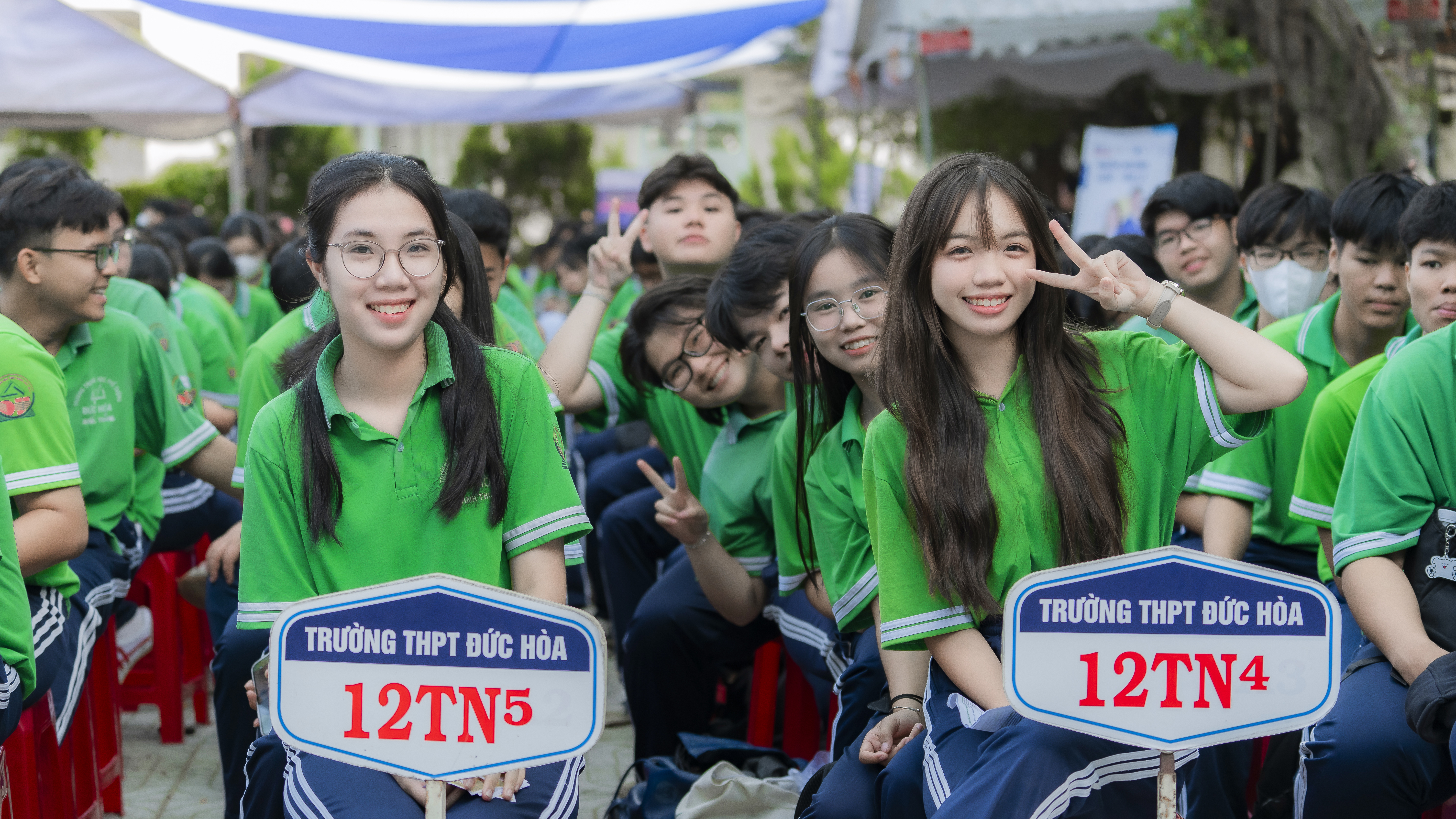 Hơn 2000 học sinh tại Long An trải nghiệm một ngày làm sinh viên Hoa Sen