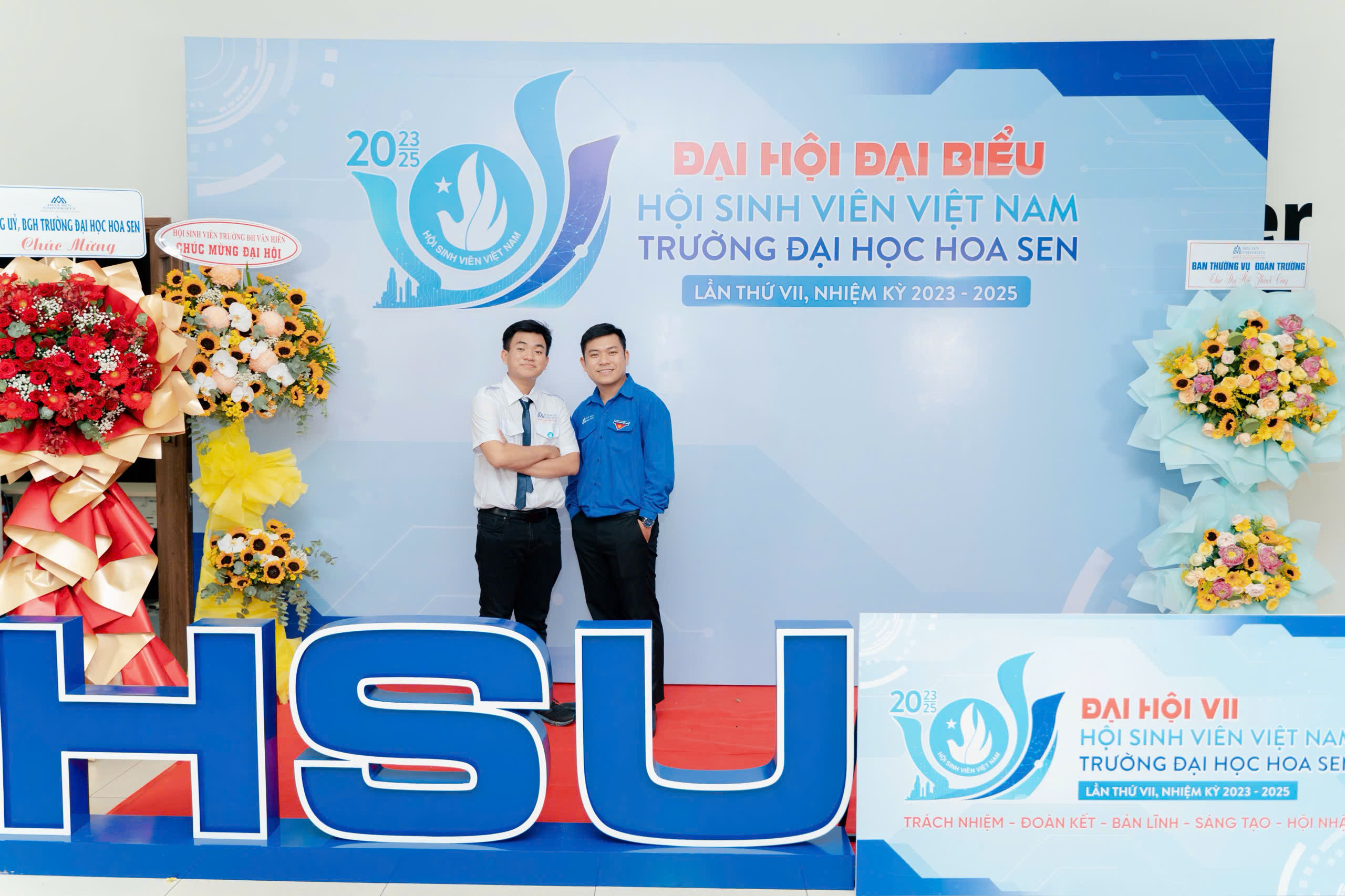 Anh Nguyễn Thành Hiếu - anh trai của Thành Trung vừa là cựu sinh viên, vừa là Phó Giám đốc Trung tâm Tuyển sinh HSU