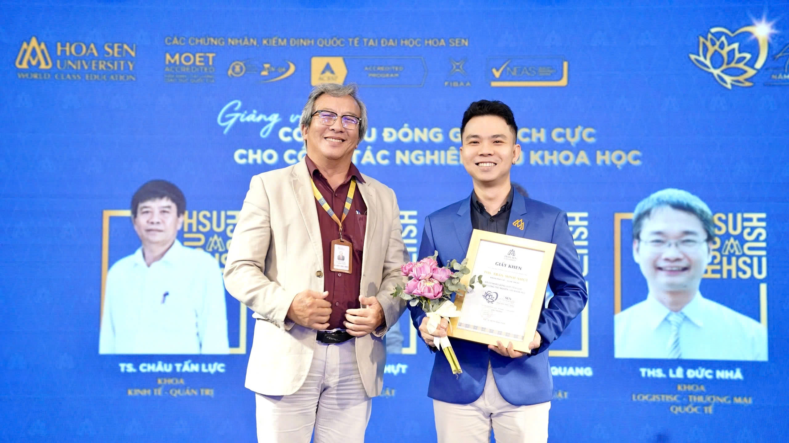 ThS Trần Minh Nhựt được vinh danh là giảng viên có nhiều đóng góp tích cực cho công tác nghiên cứu khoa học