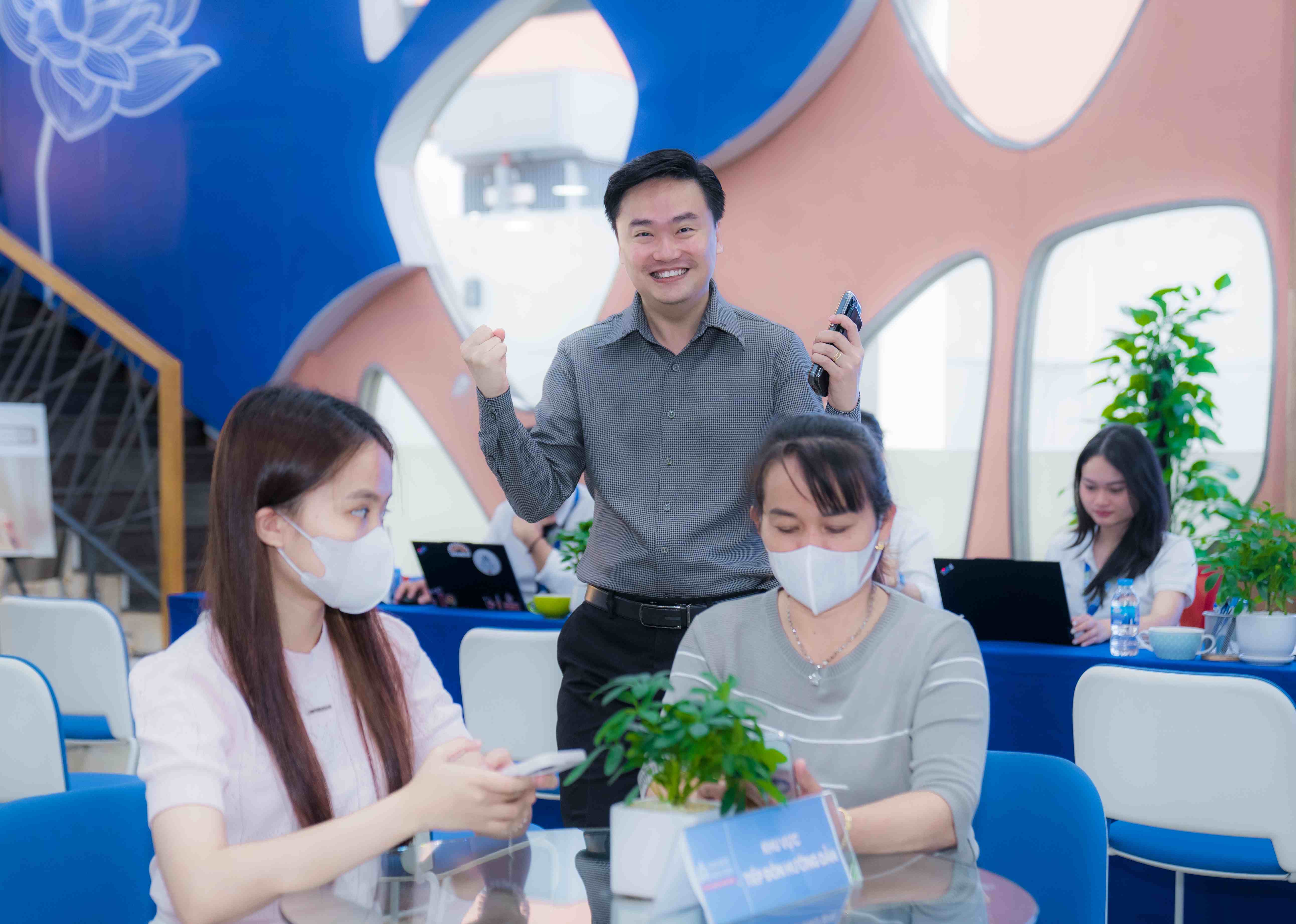 Xác nhận nhập học trực tuyến