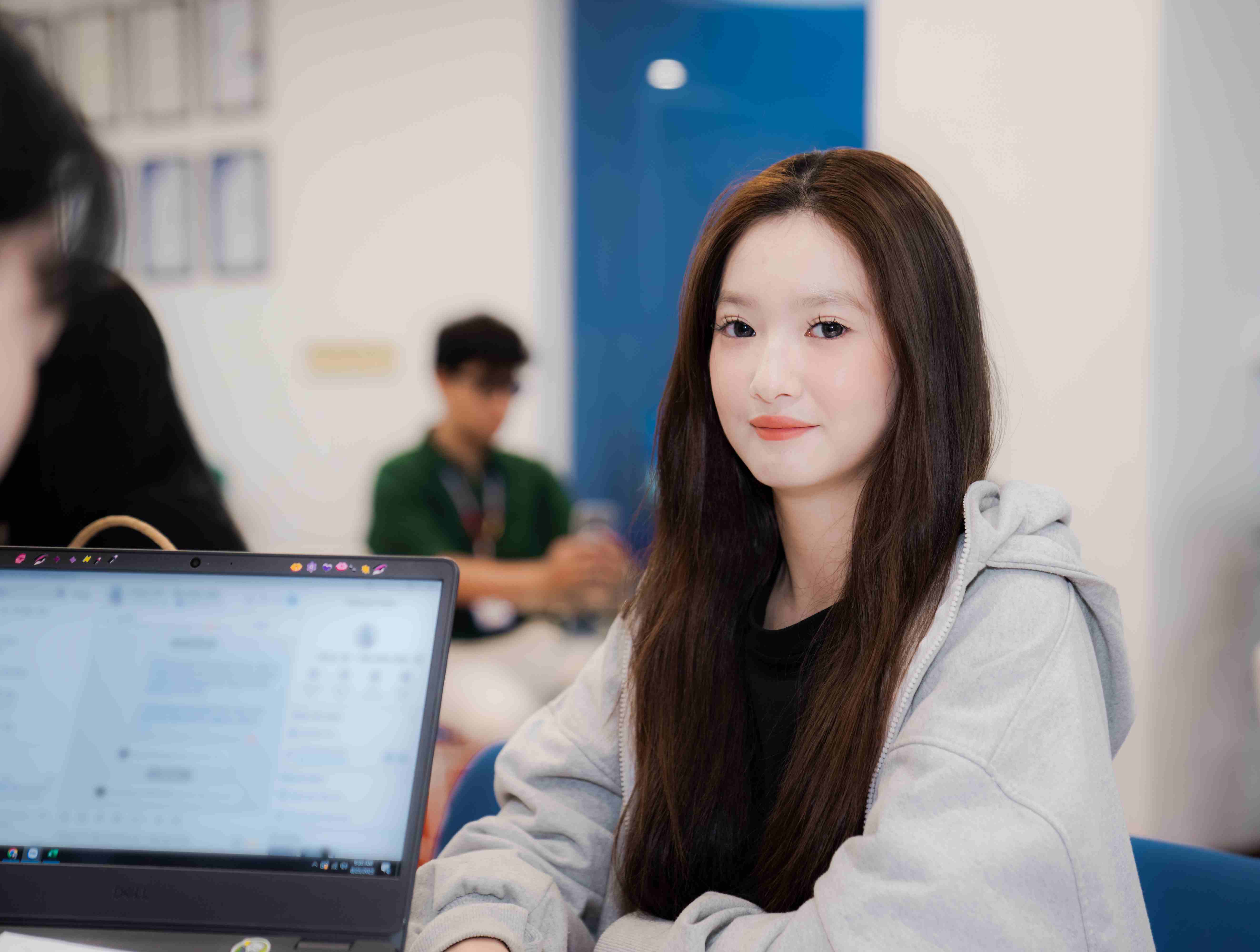 Xét tuyển học bạ HSU 2025