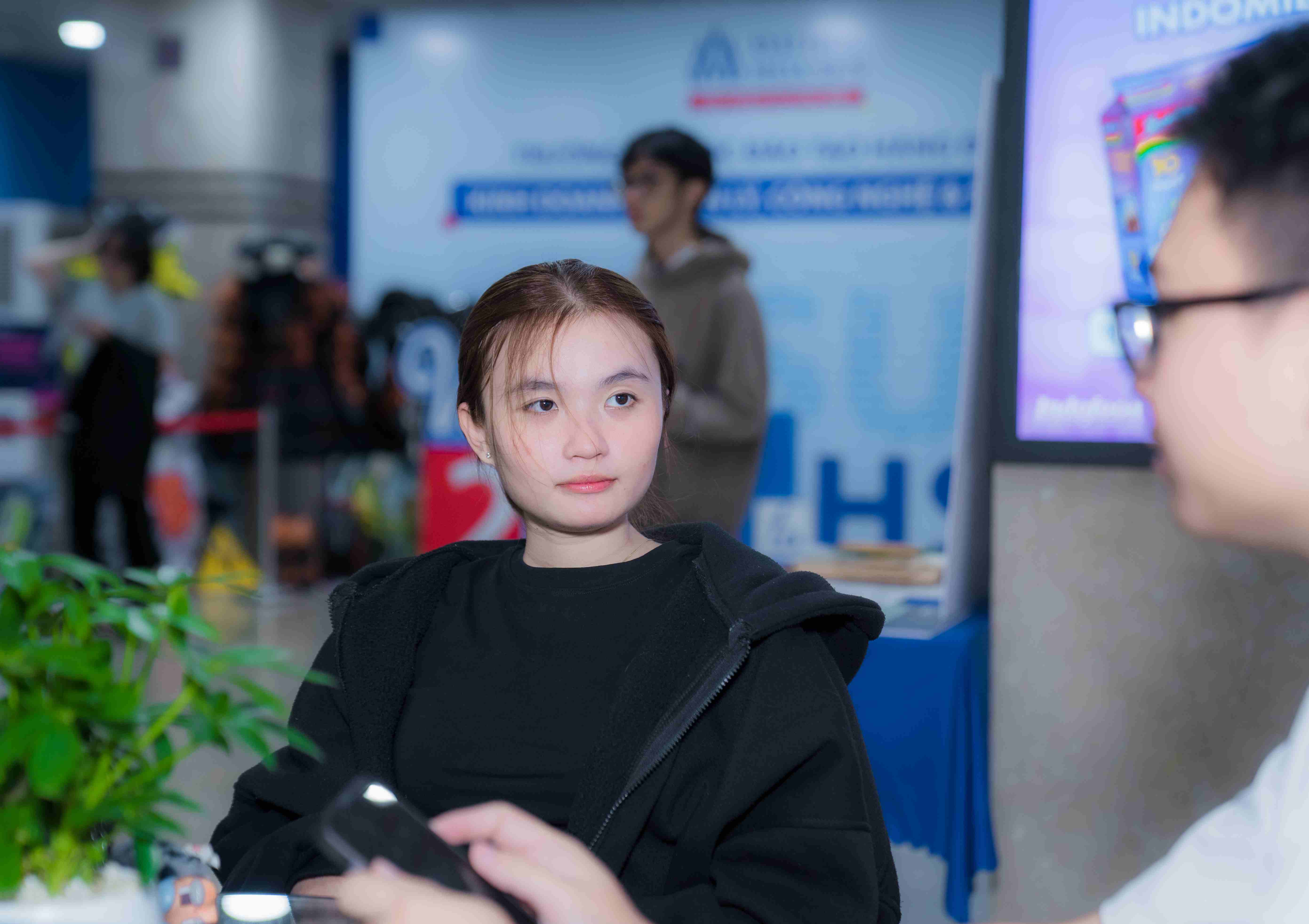 Xét tuyển học bạ HSU 2025