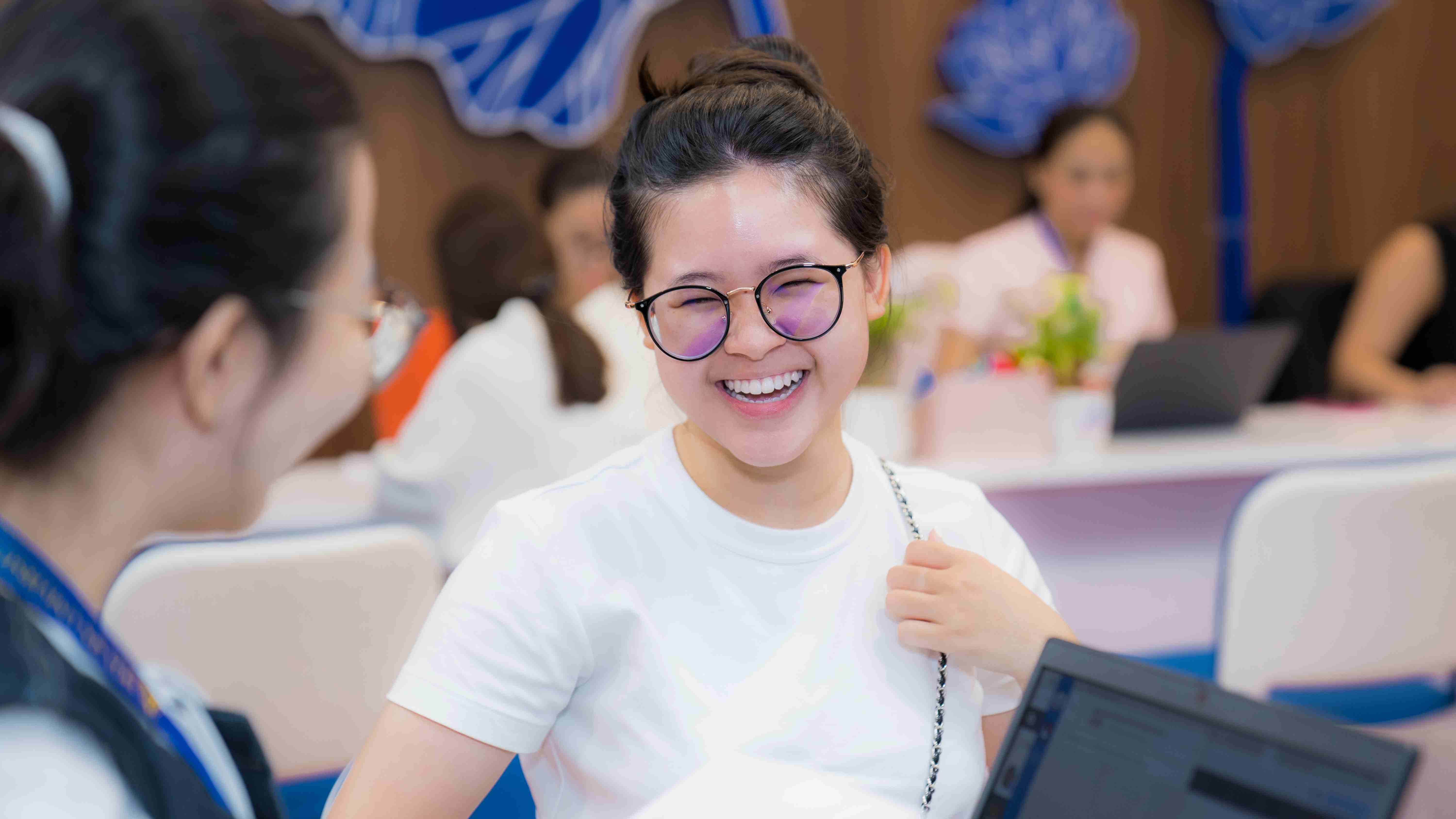 Xét tuyển học bạ HSU 2025