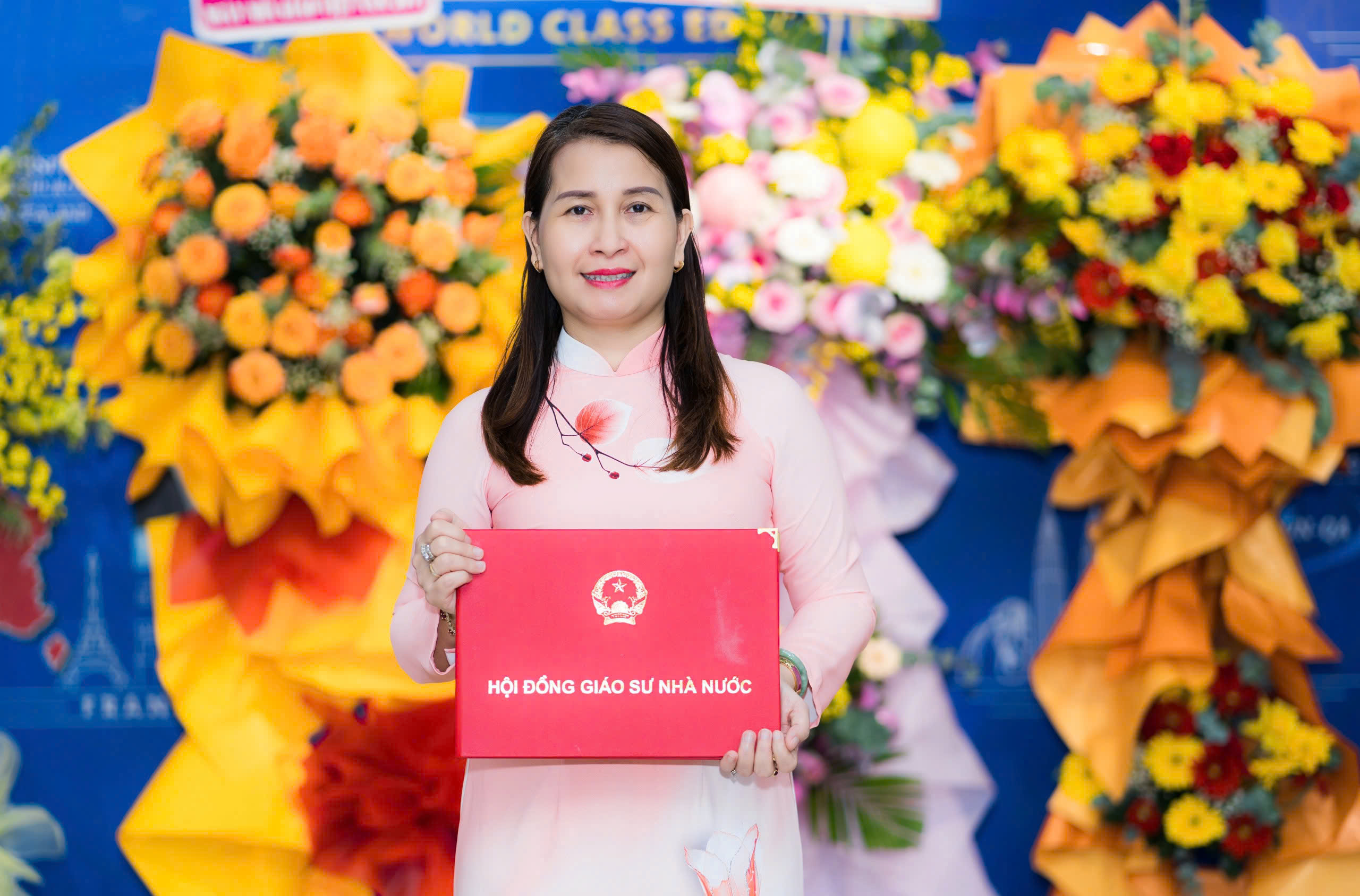 Ngày 19/11/2024, Cô Phùng Thái Minh Trang đạt tiêu chuẩn chức danh Phó Giáo sư ngành Kinh tế