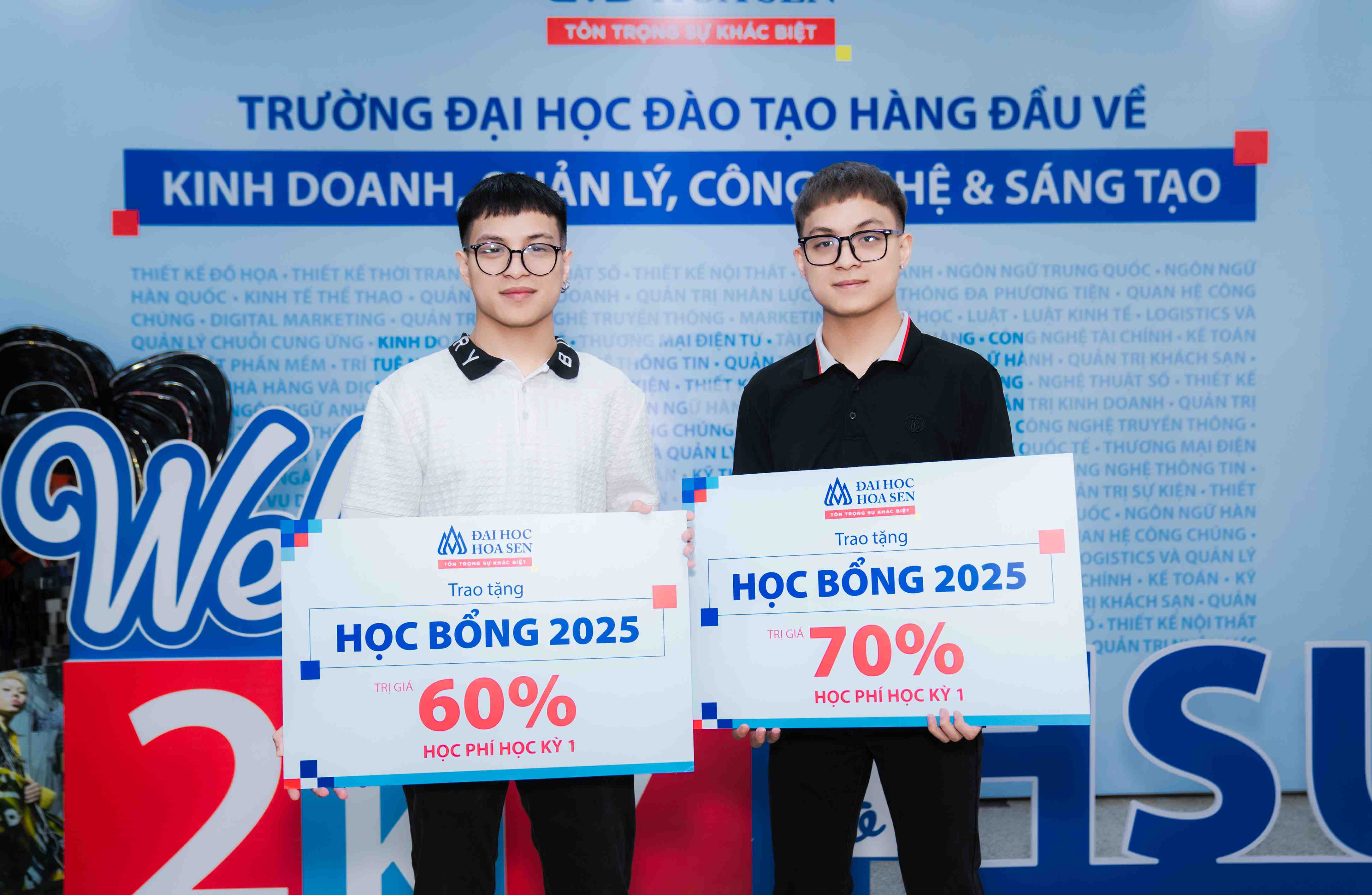 Công bố điểm chuẩn Đại học 2025