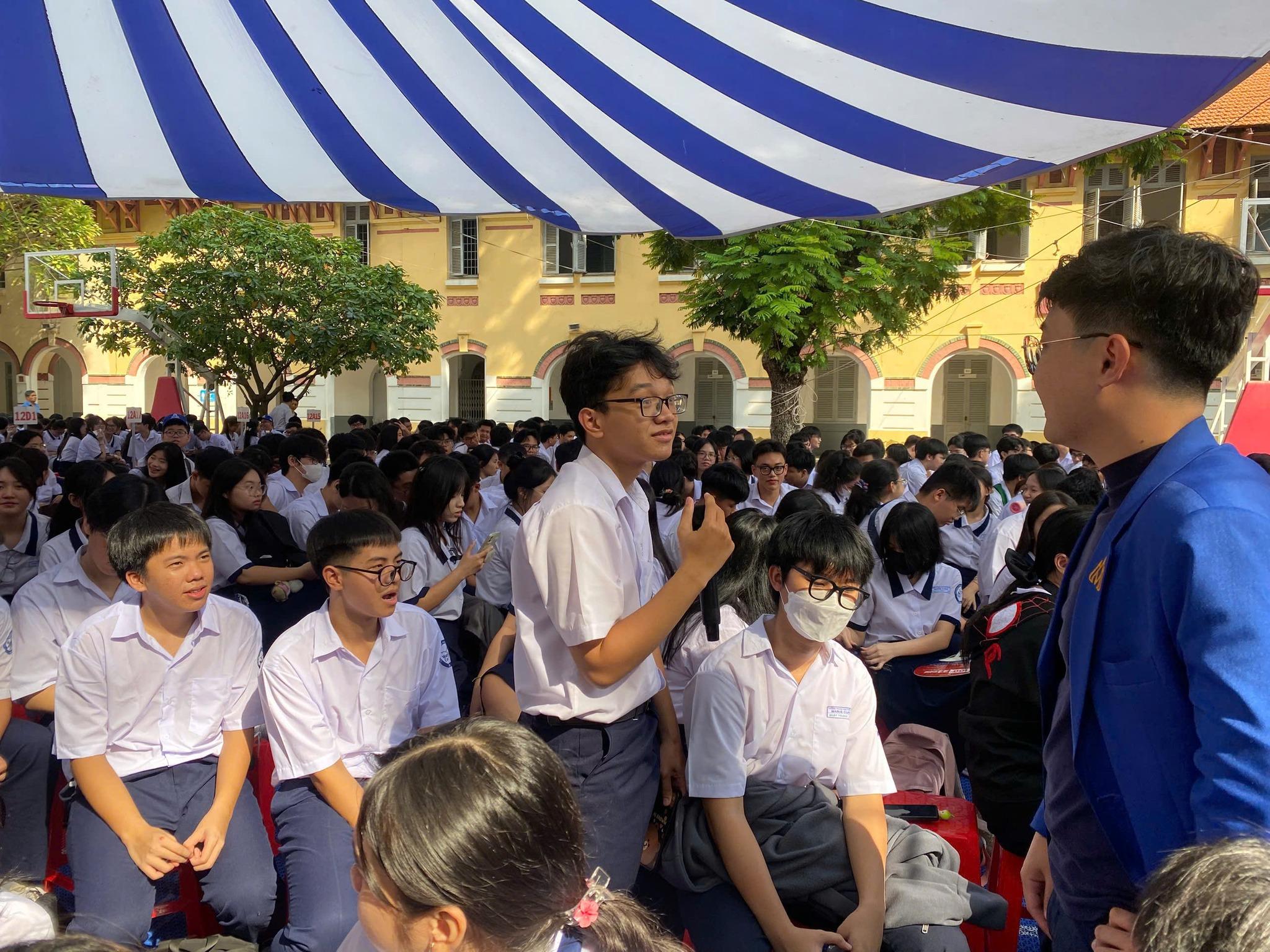 Khoa Luật - Tâm lý HSU