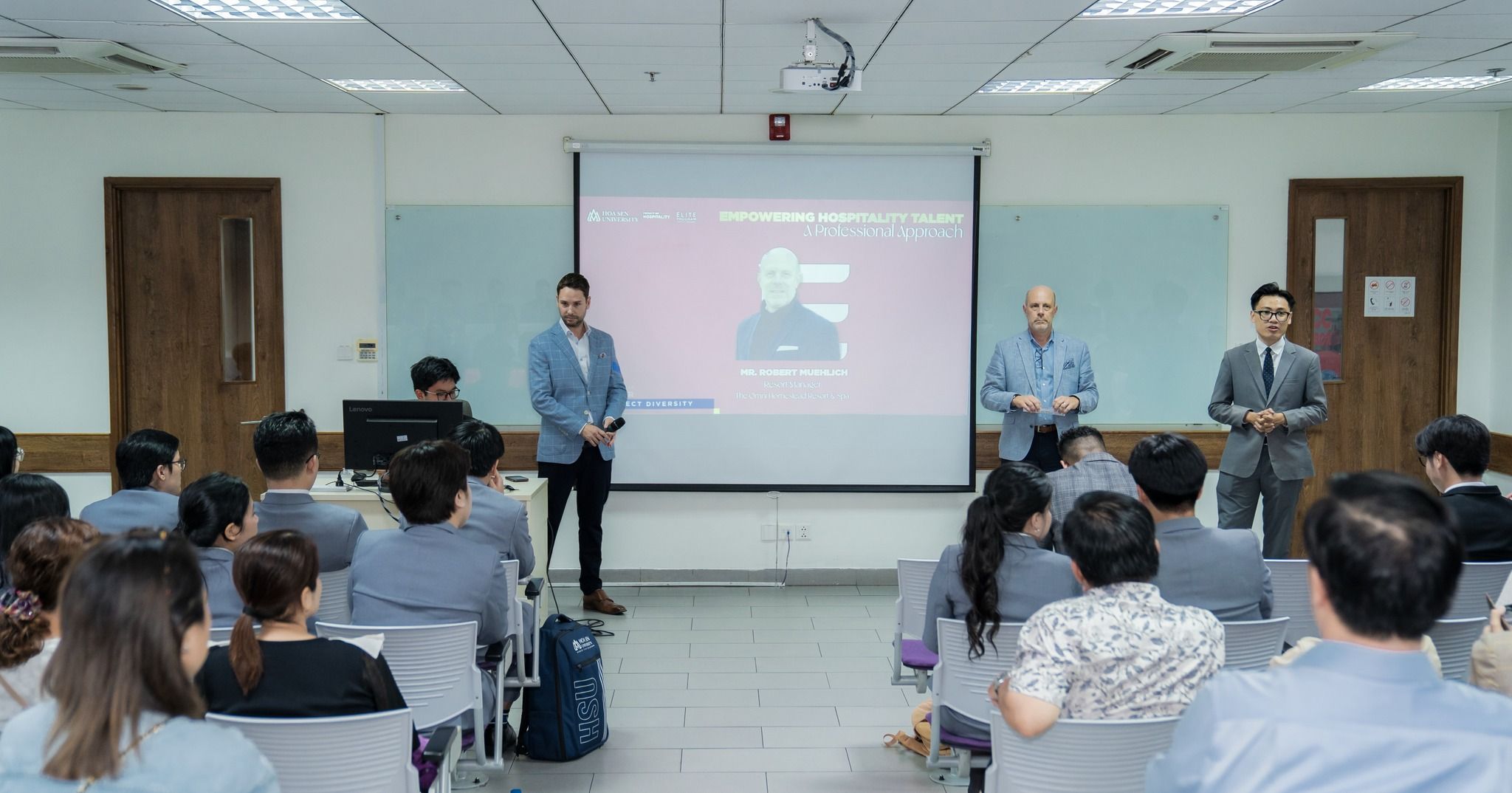 Sinh viên Hoa Sen Elite khóa 2023