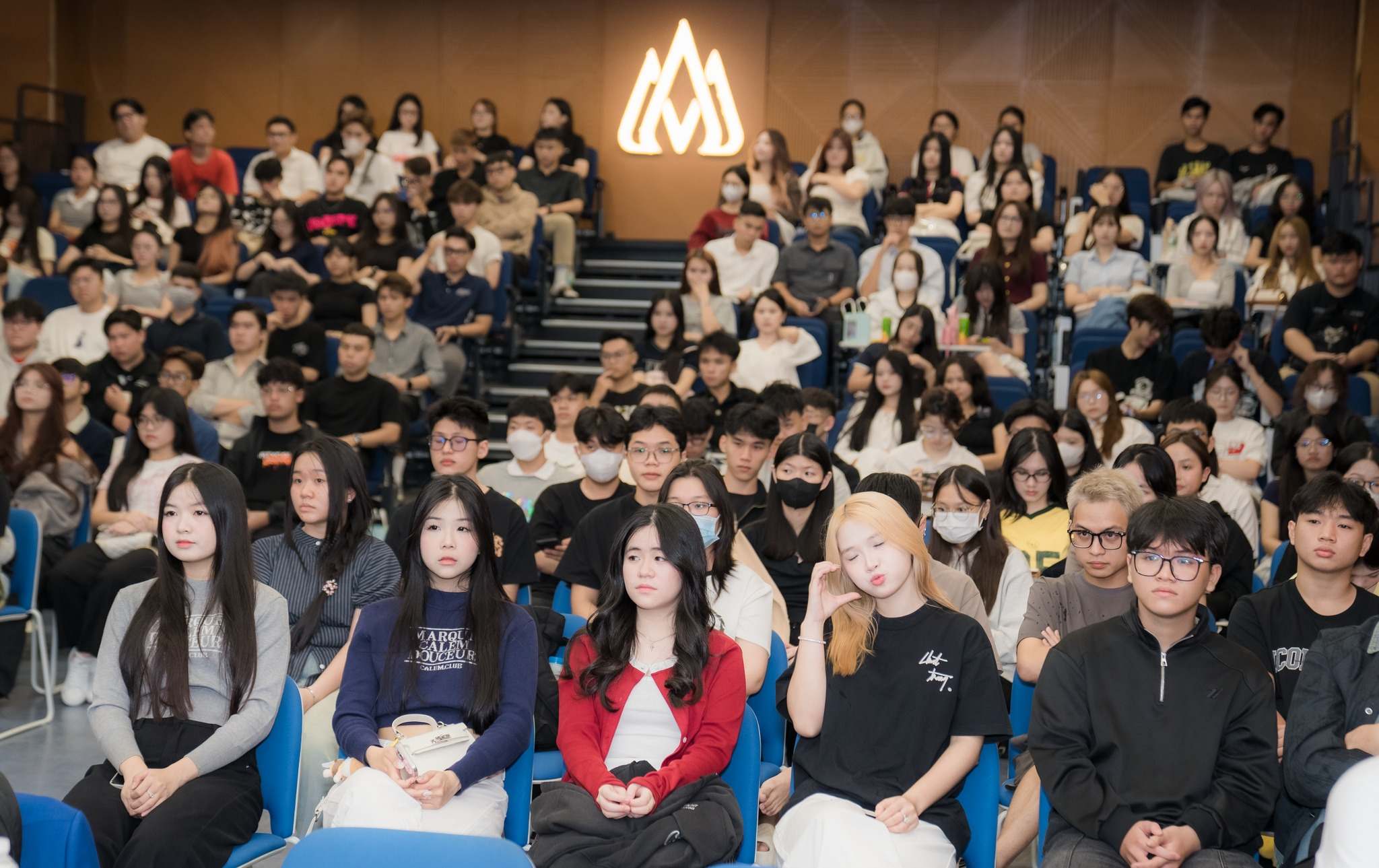 Khoa Logistics – Thương mại Quốc tế HSU