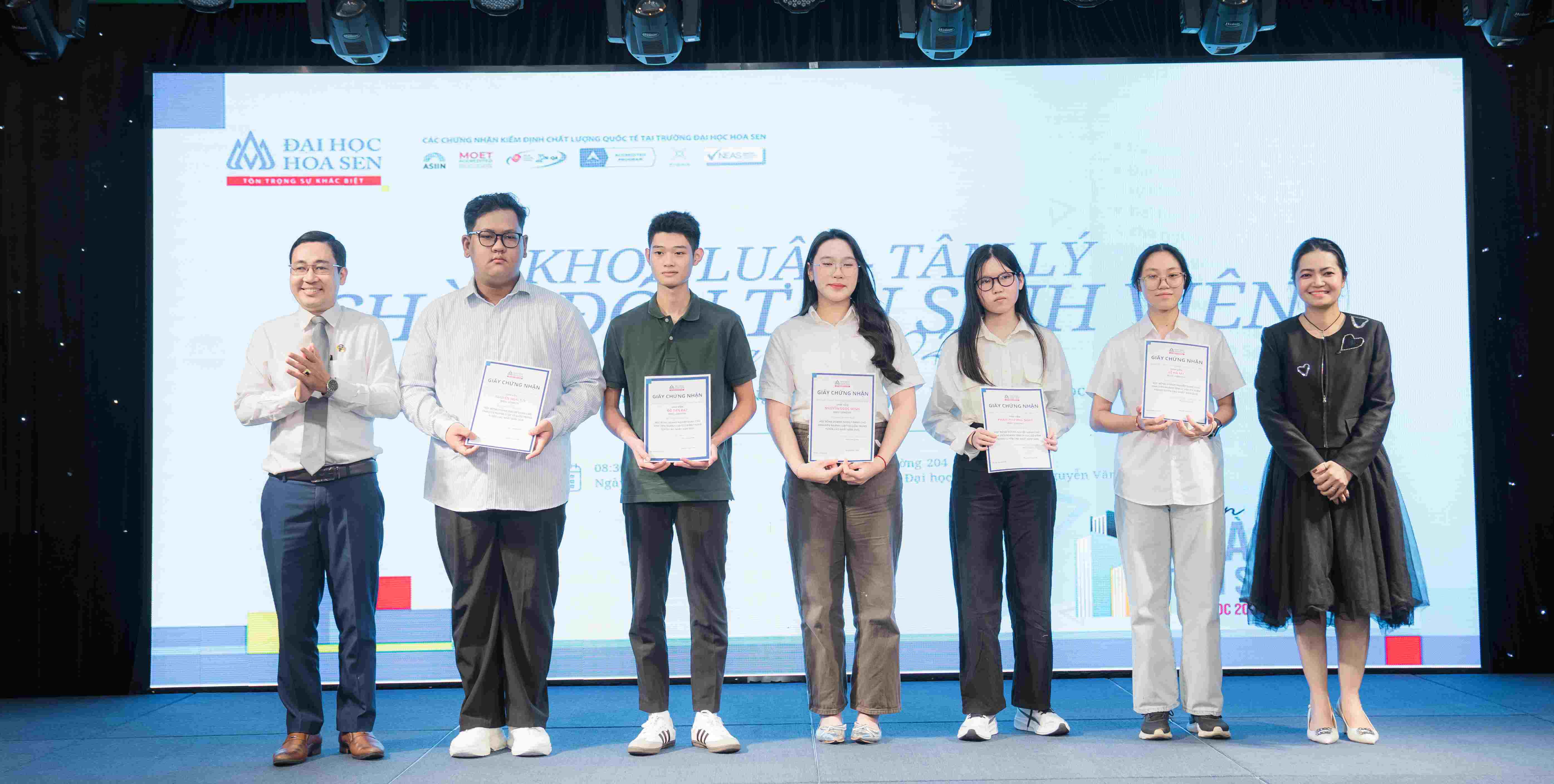 Chào đón Tân sinh viên khoa Luật - Tâm lý HSU