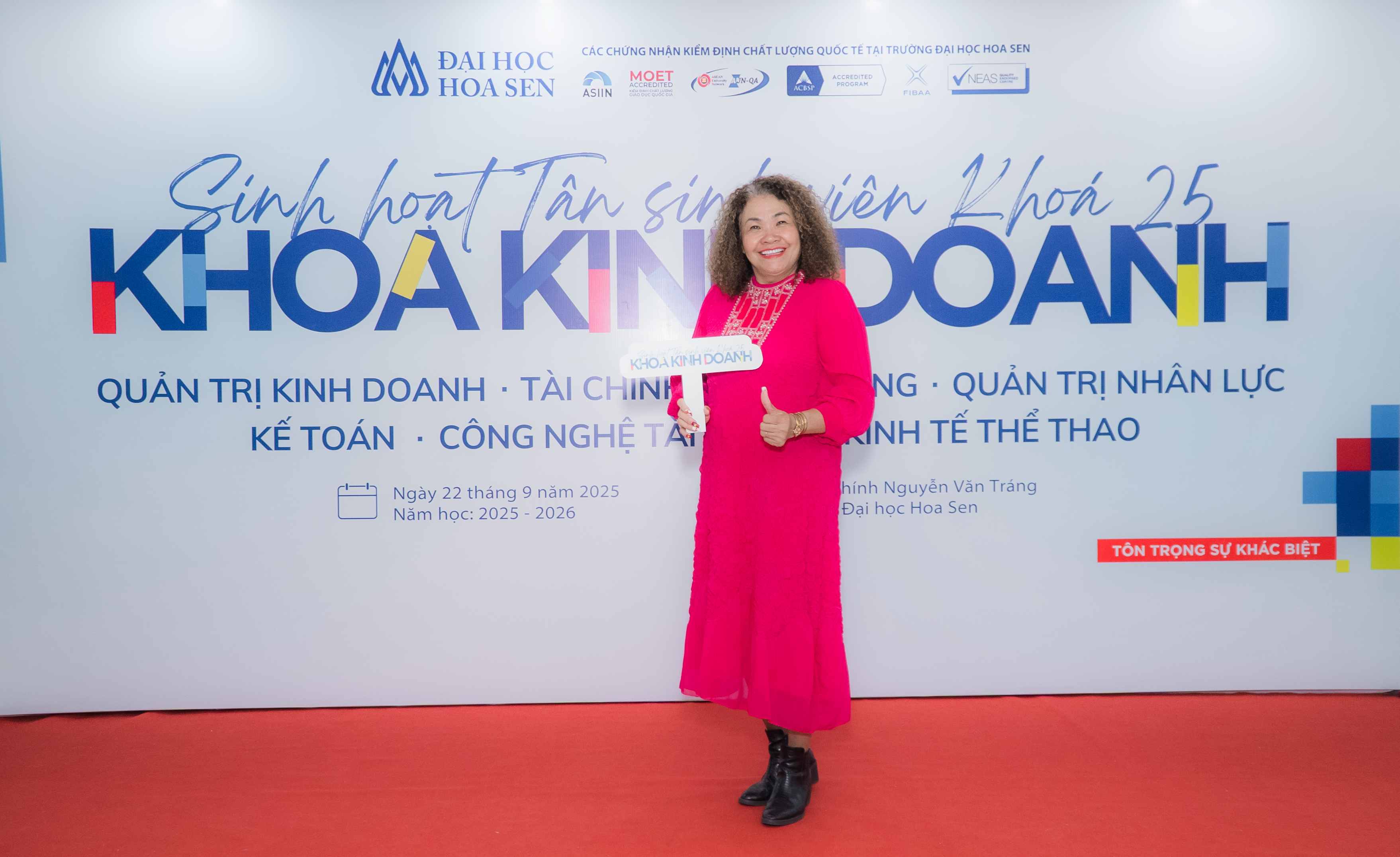 Tuần lễ chào đón Tân sinh viên K25 Khoa Kinh doanh