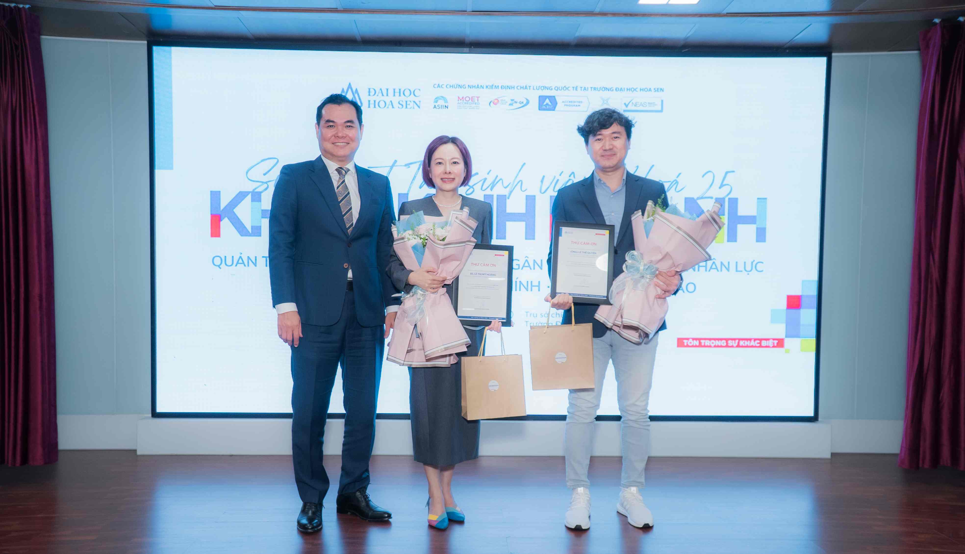 Tuần lễ chào đón Tân sinh viên K25 Khoa Kinh doanh