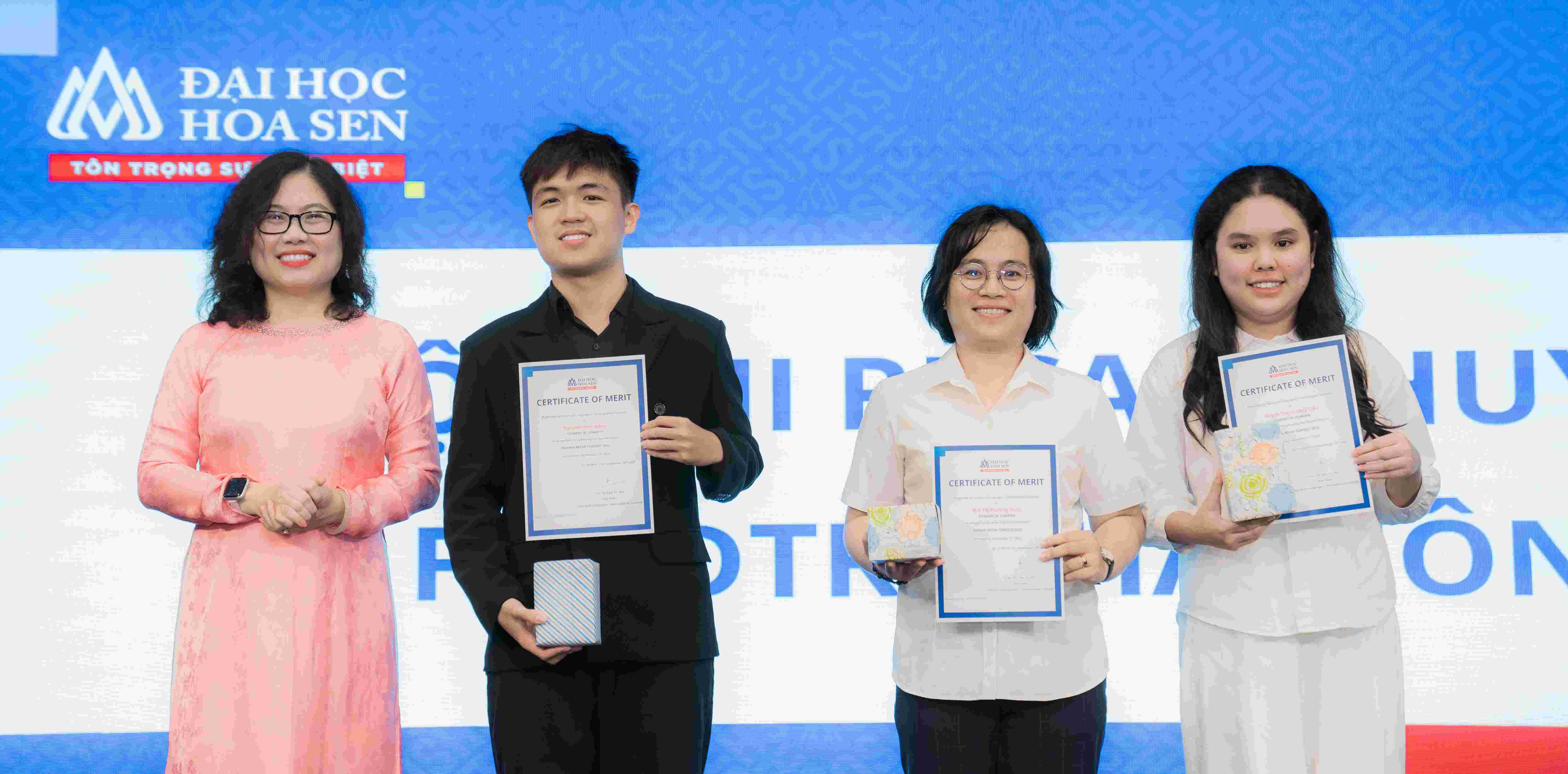 Khoa ngôn ngữ Đại học Hoa Sen chào đón Tân sinh viên K25