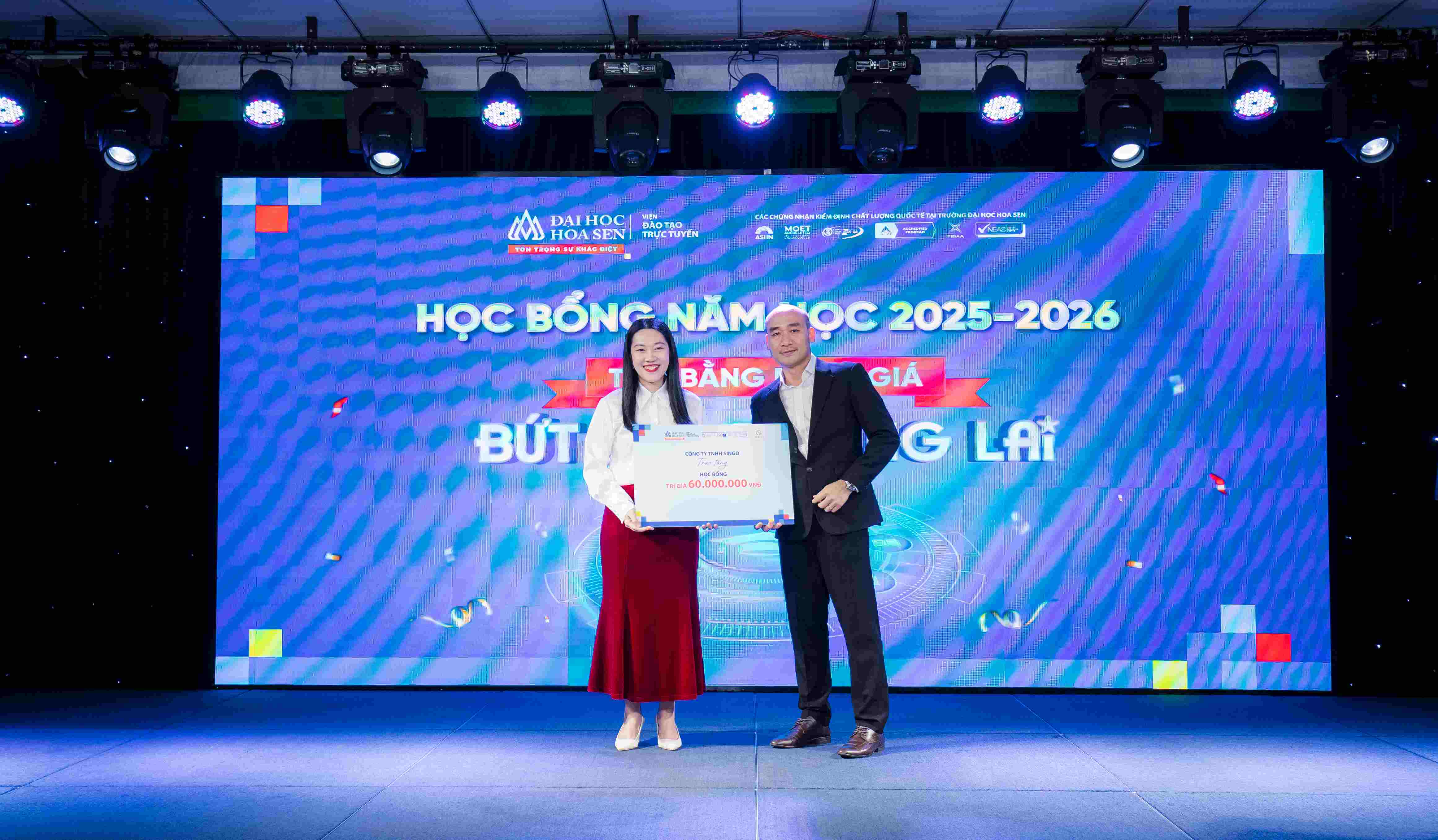 Lễ khai giảng năm học - Viện đào tạo trực tuyến