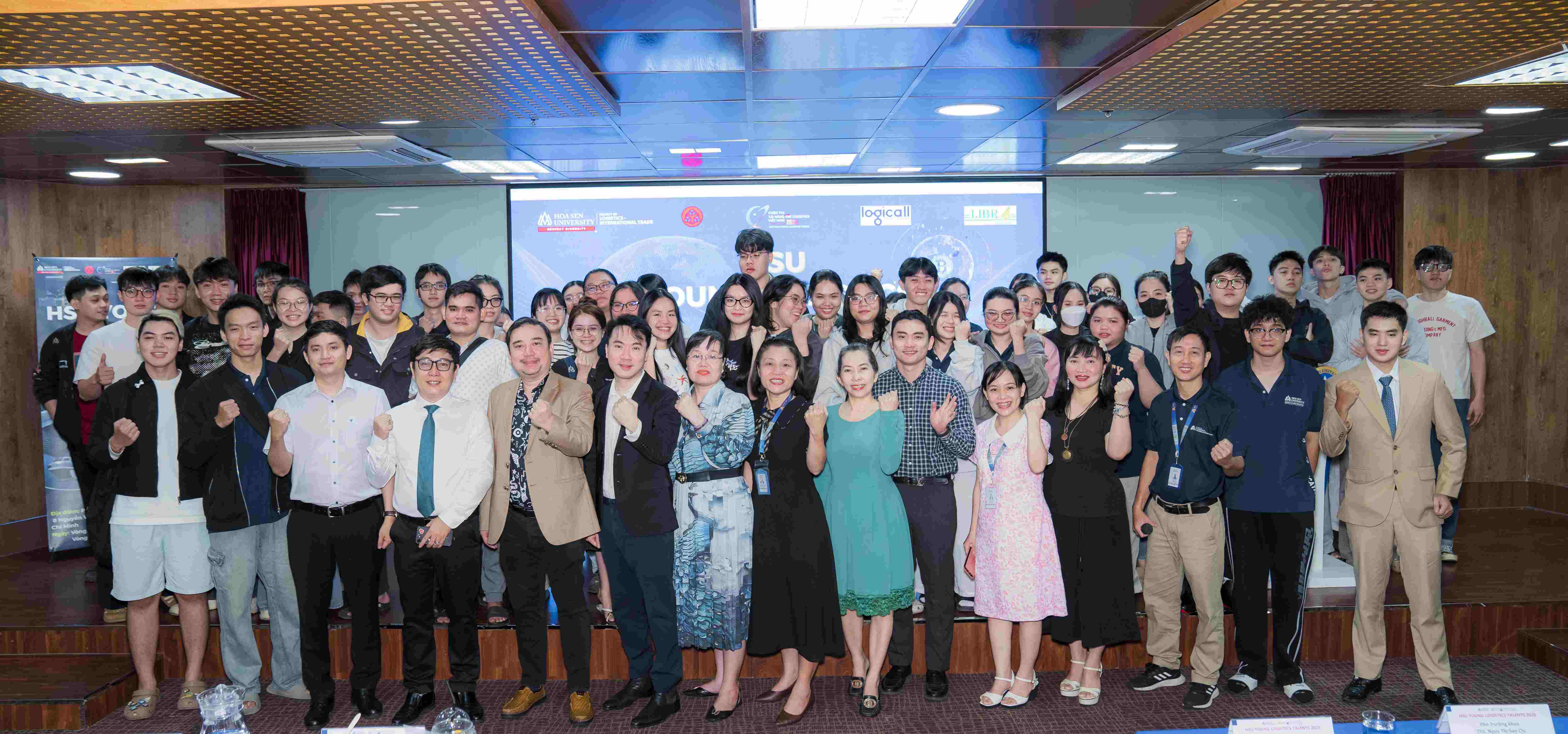 ngành Logistics và Quản lý Chuỗi cung ứng HSU