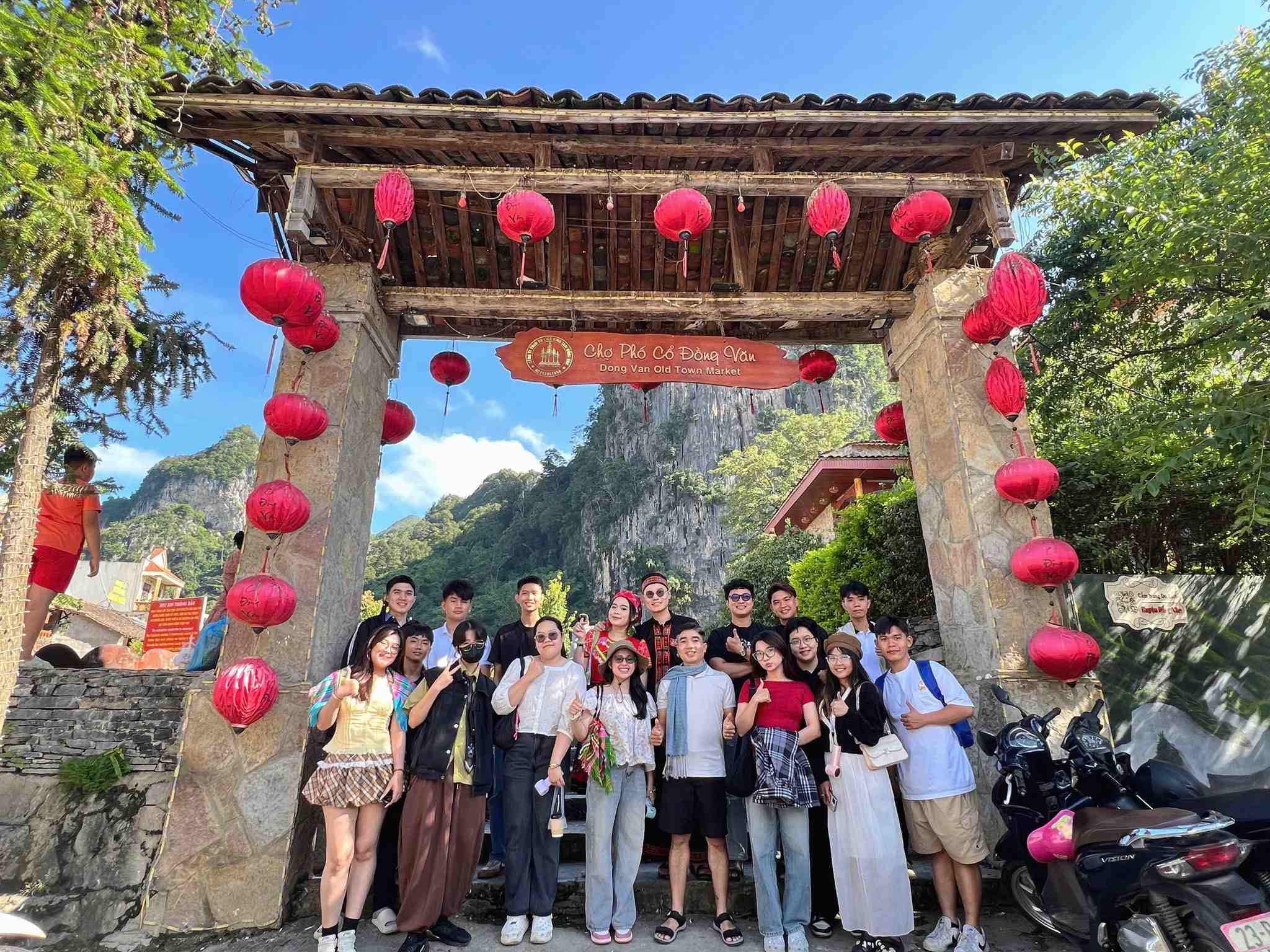 Ngành Quản trị Dịch vụ Du lịch & Lữ hành HSU