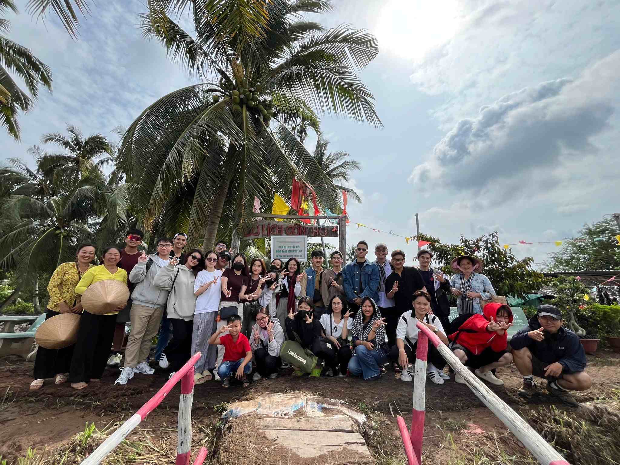 Ngành Quản trị Dịch vụ Du lịch & Lữ hành HSU