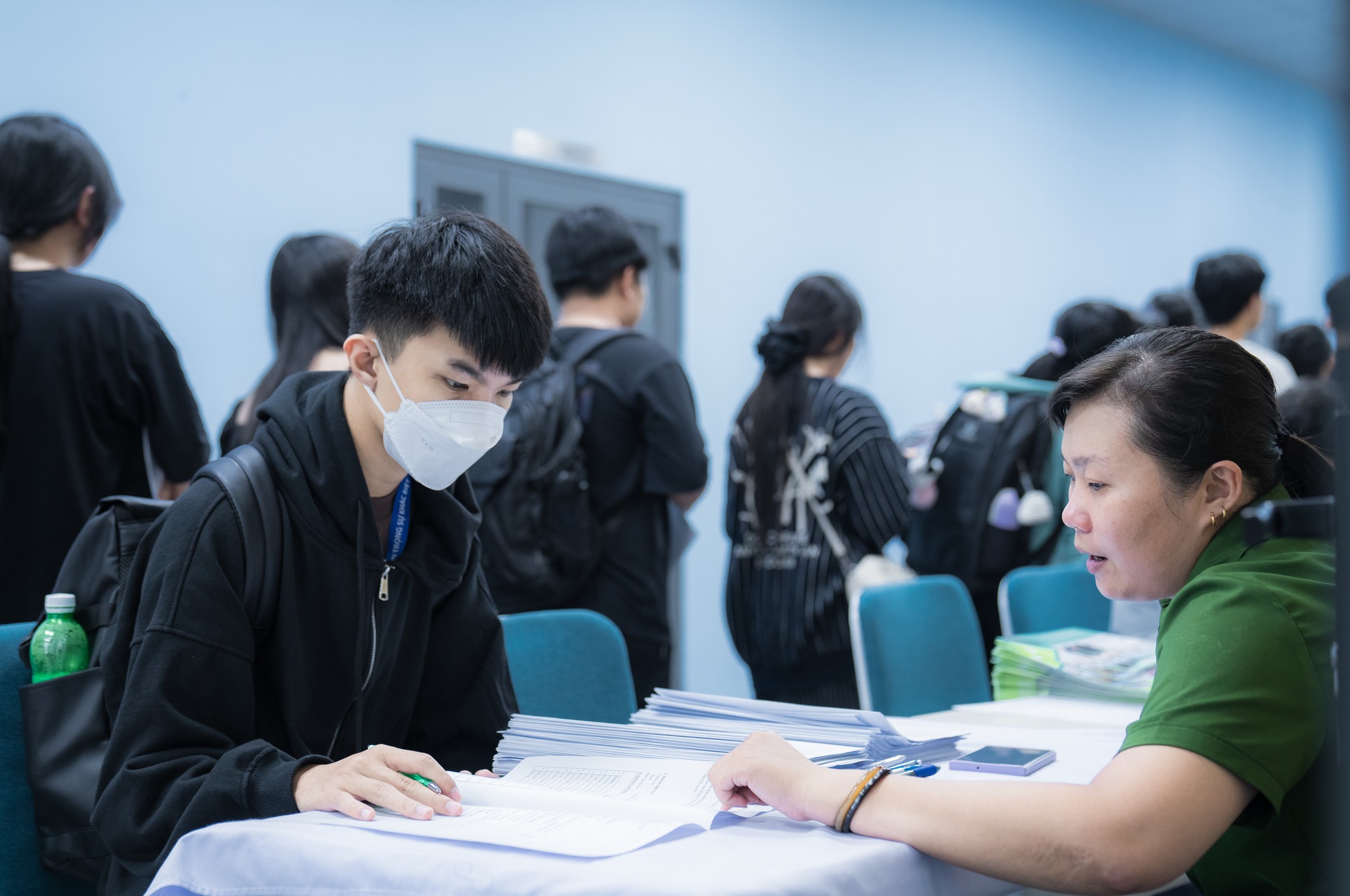 Khám sức khỏe cho Tân sinh viên K25