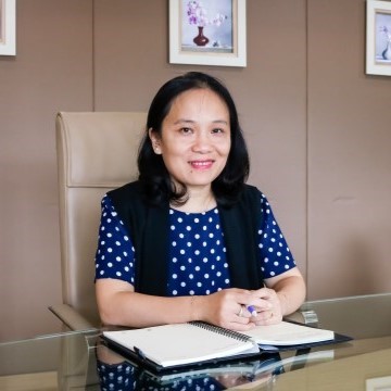 Bà Hoàng Thị Lệ Trinh