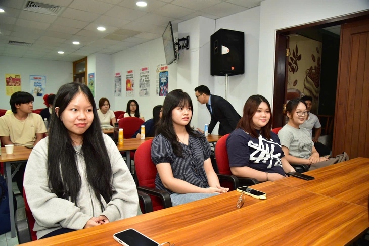 Kỹ năng tạo lập văn bản truyền thông tại báo Tuổi Trẻ