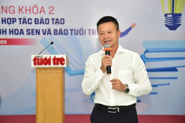 Kỹ năng tạo lập văn bản truyền thông tại báo Tuổi Trẻ