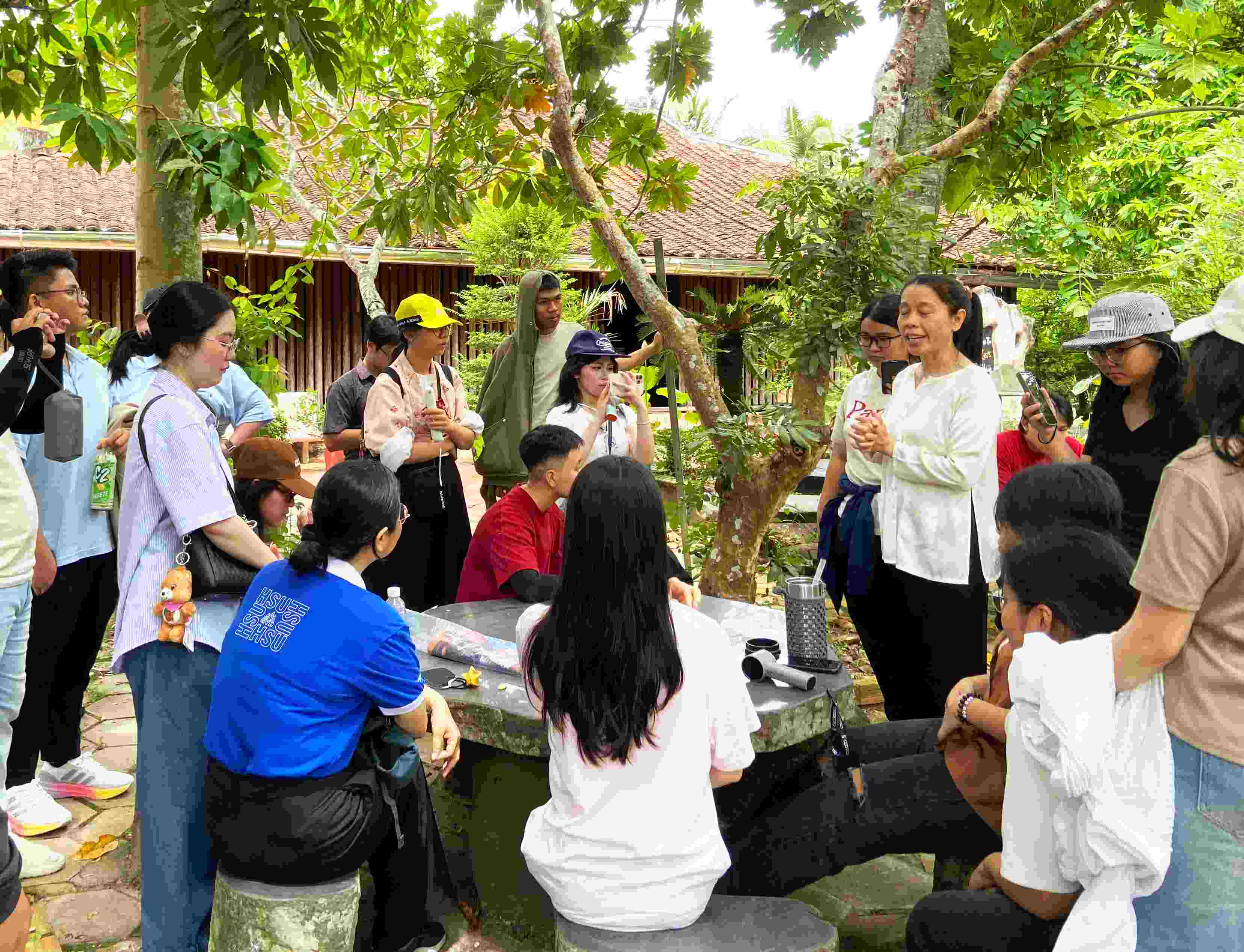 Sinh viên ngành Thiết kế nội thất HSU