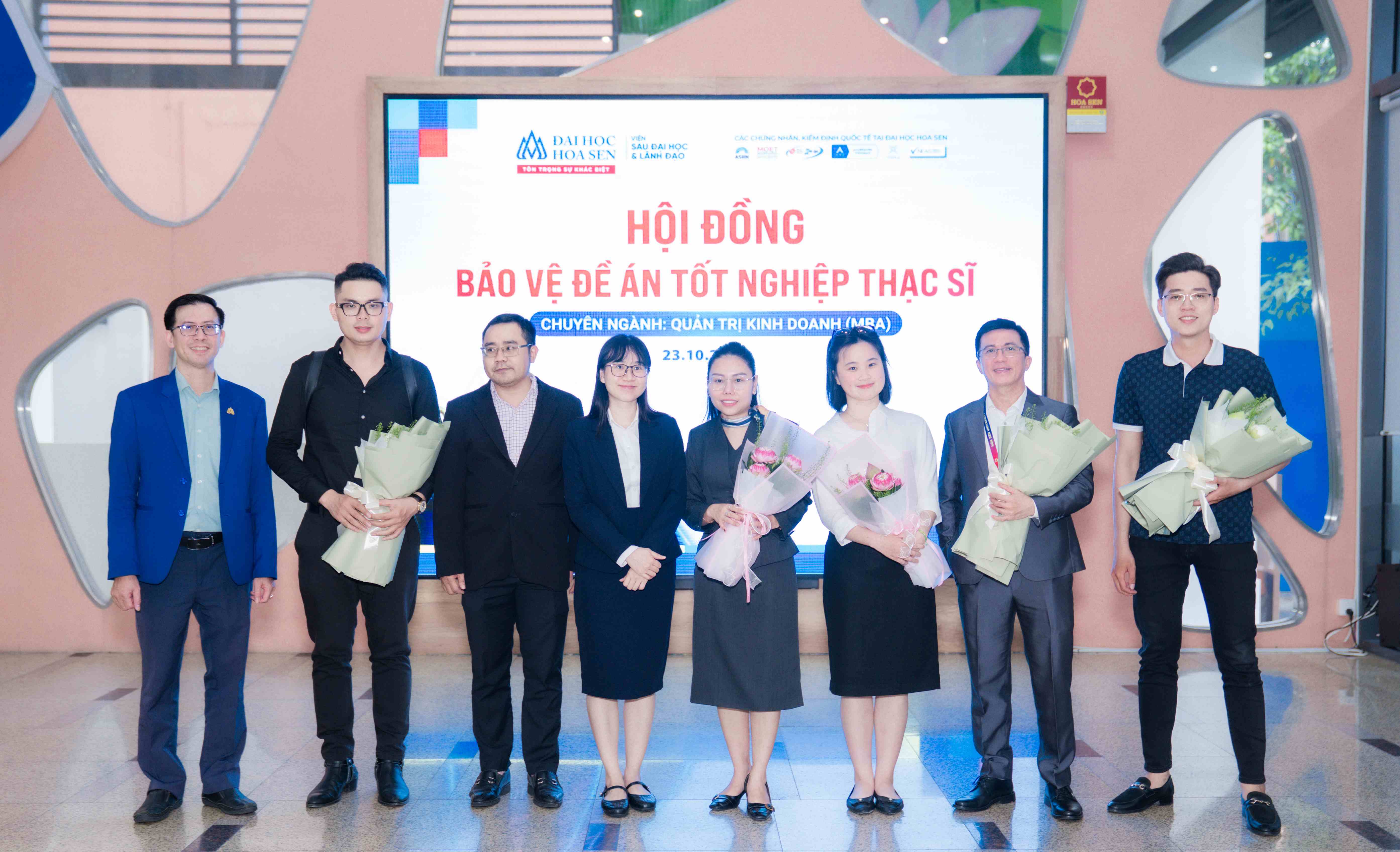 Học viên MBA Đại học Hoa Sen bảo vệ đề án tốt nghiệp Thạc sĩ