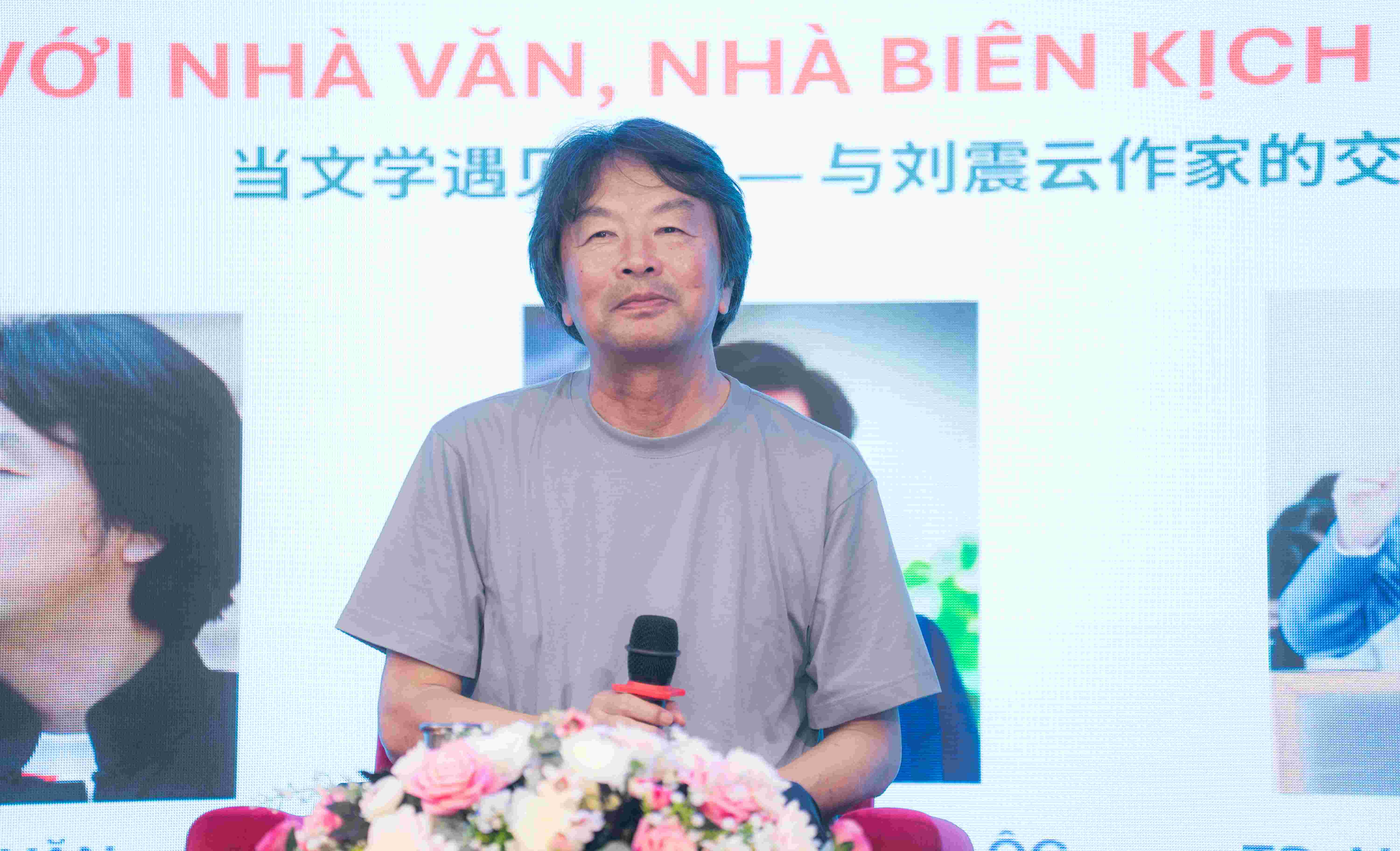 Giao lưu với Nhà văn, Nhà biên kịch Lưu Chấn Vân – Cuộc đối thoại giữa văn học và điện ảnh