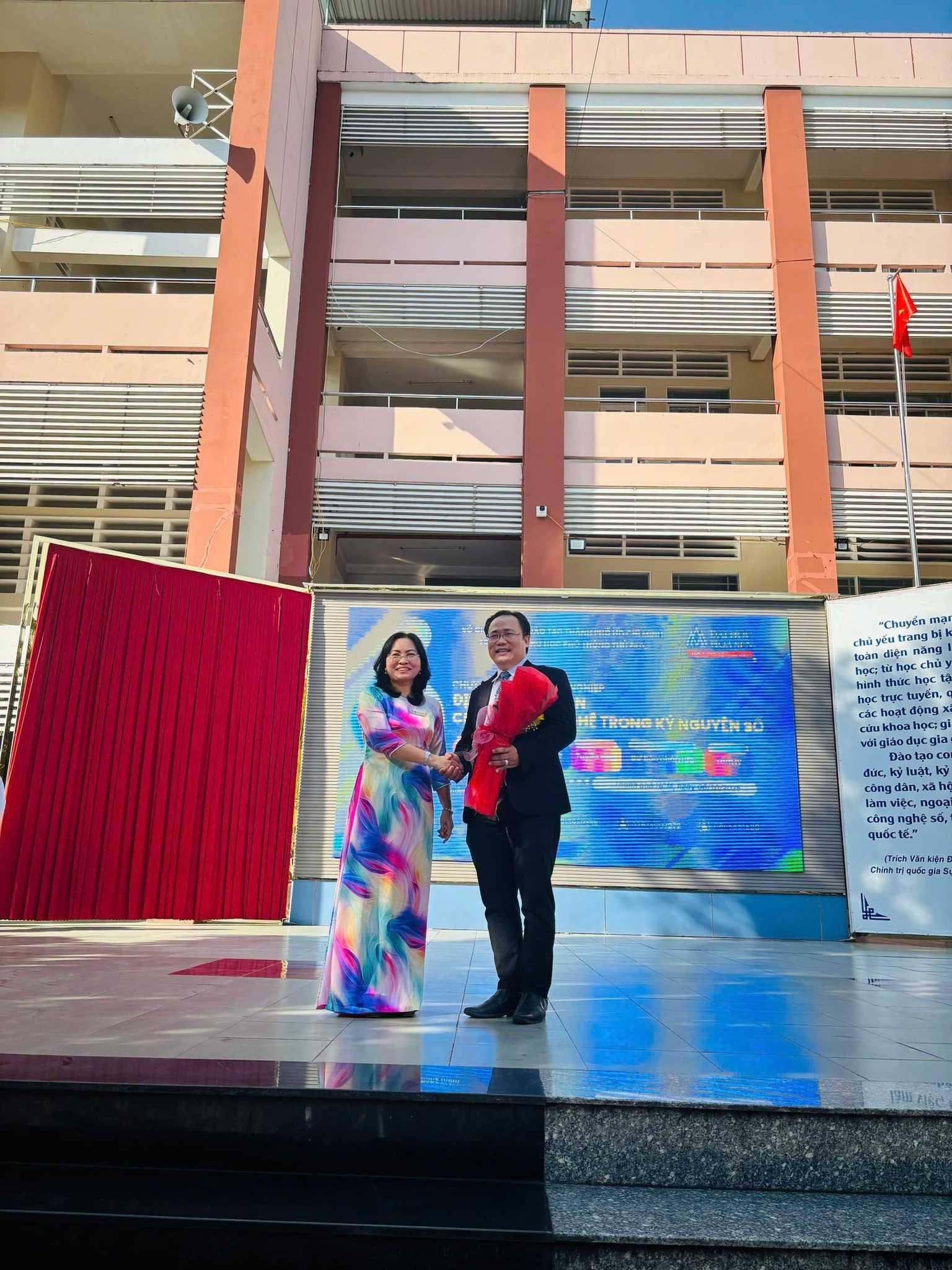 “Định Vị Bản Thân – Chọn Ngành Nghề Trong Kỷ Nguyên Số” tại Trường THPT Thủ Đức 2025