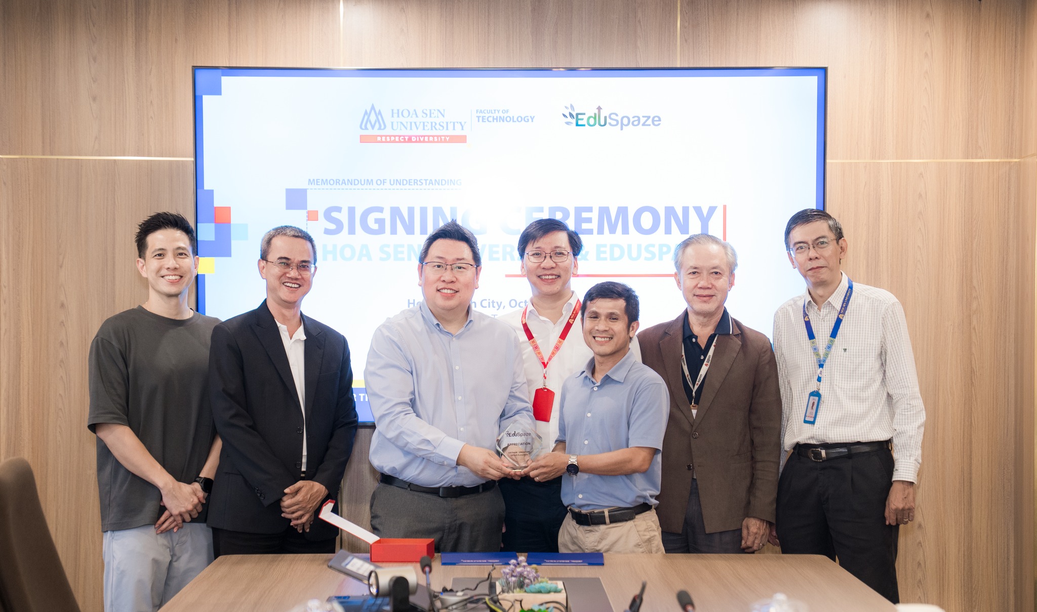 HSU hợp tác với EduSpaze Singapore, thúc đẩy đổi mới sáng tạo trong giáo dục