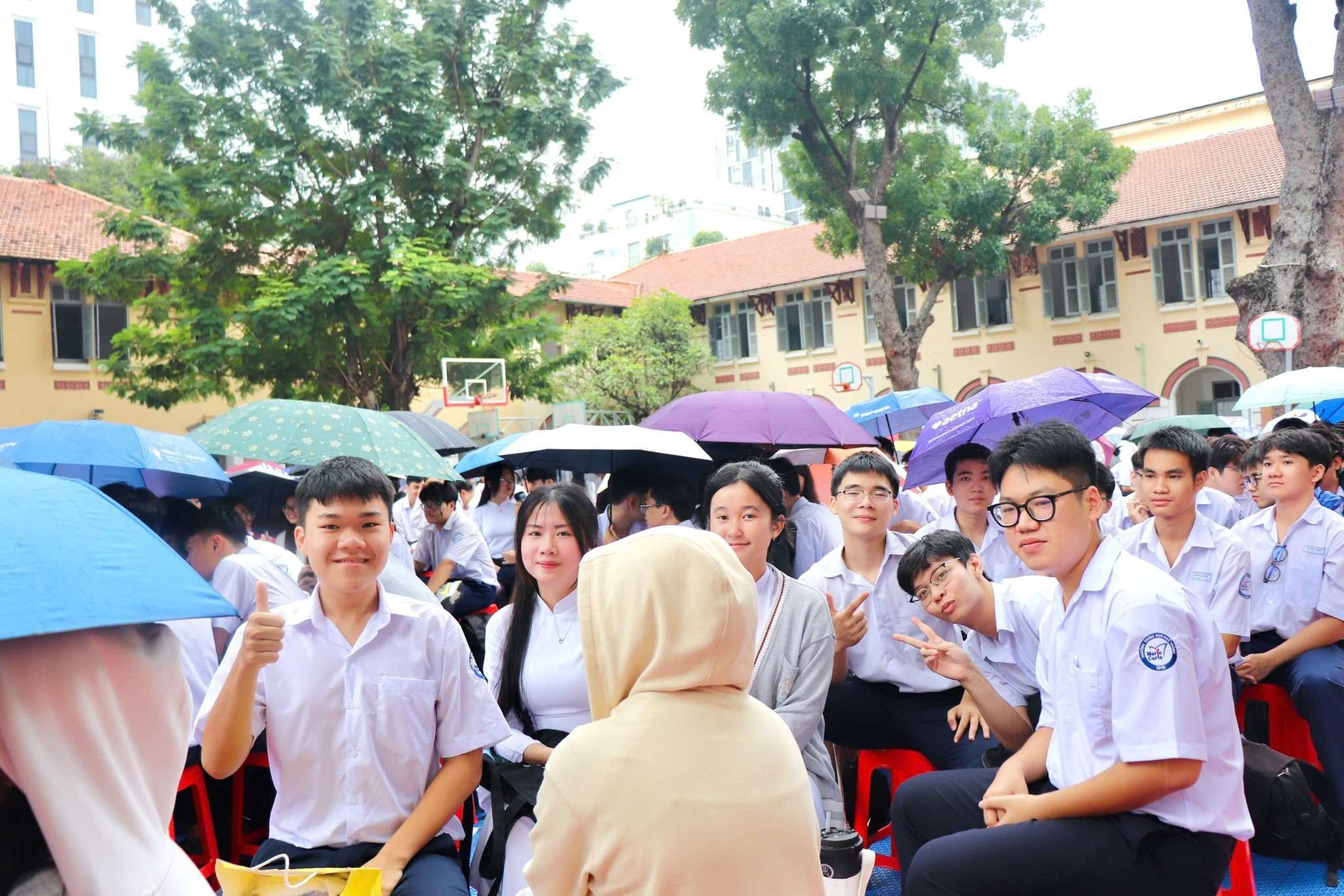 Đại học Hoa Sen tổ chức chương trình “Kiểm soát cảm xúc, làm chủ bản thân” cho học sinh THPT Marie Curie 2025