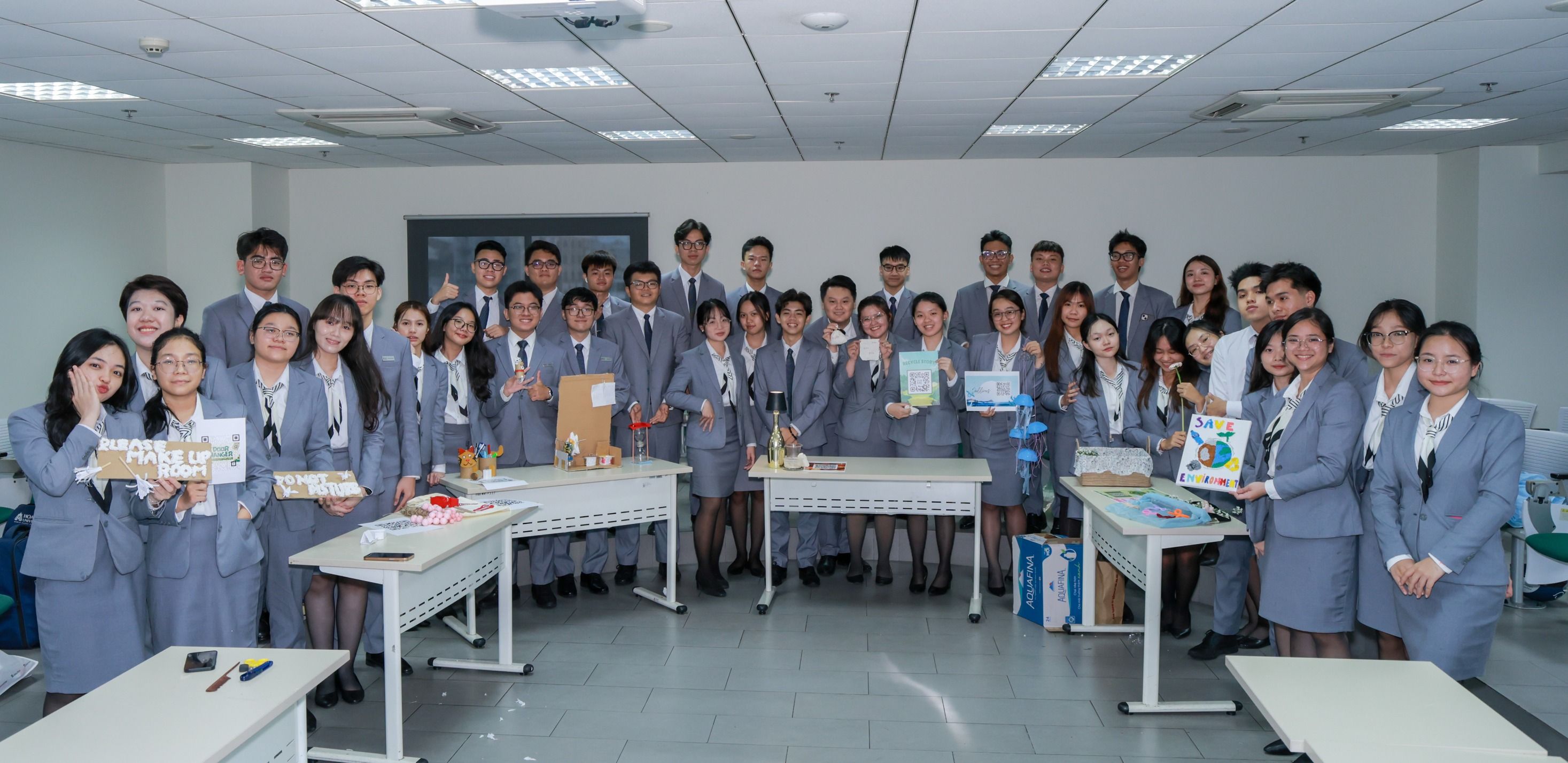 Lớp học Housekeeping - chương trình Hoa Sen Elite