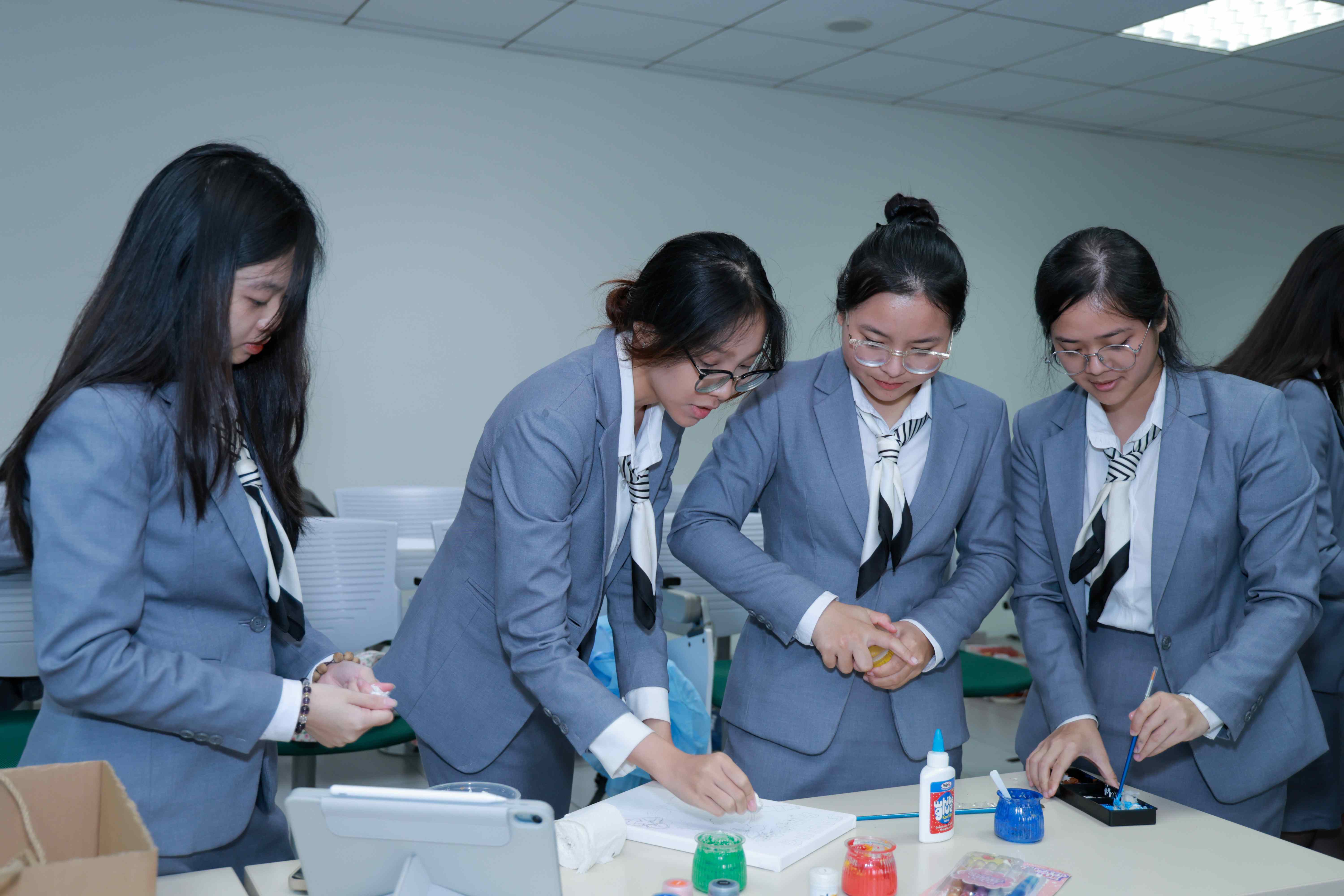 Lớp học Housekeeping - chương trình Hoa Sen Elite