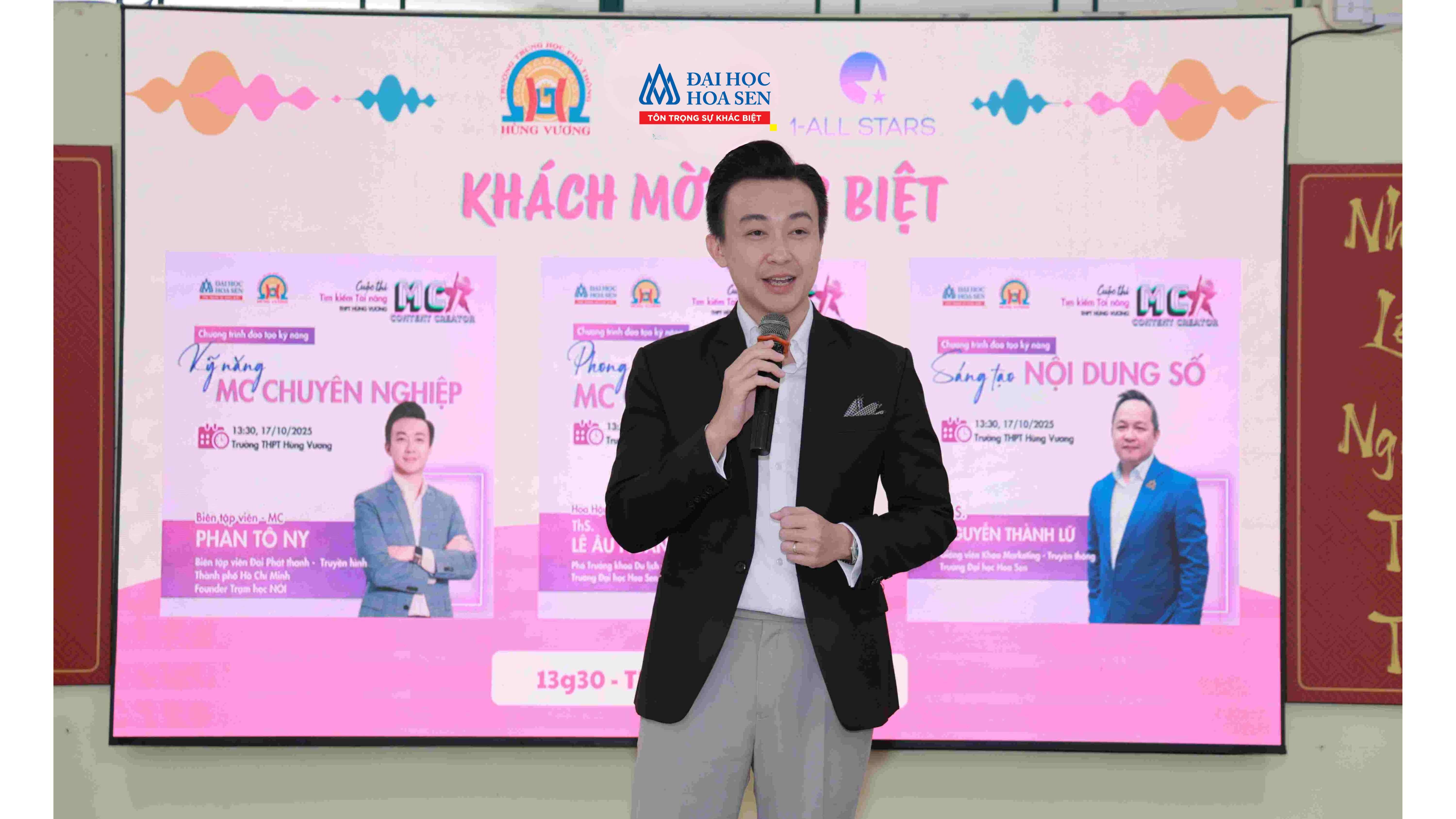 Hoa hậu Lê Âu Ngân Anh truyền cảm hứng tự tin tỏa sáng cho học sinh Trường THPT Hùng Vương