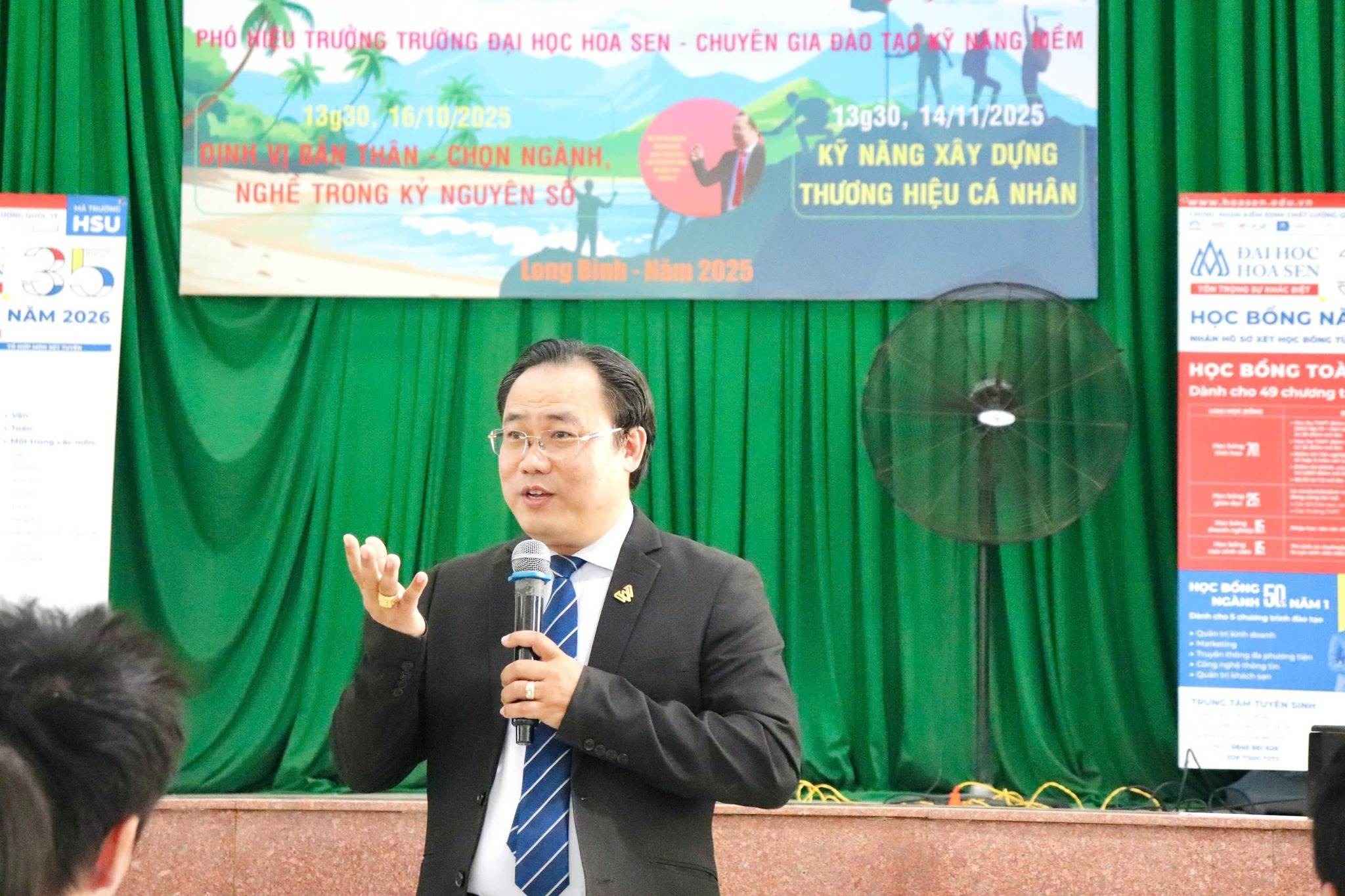 Chọn ngành học theo tính cách cùng Đại học Hoa Sen