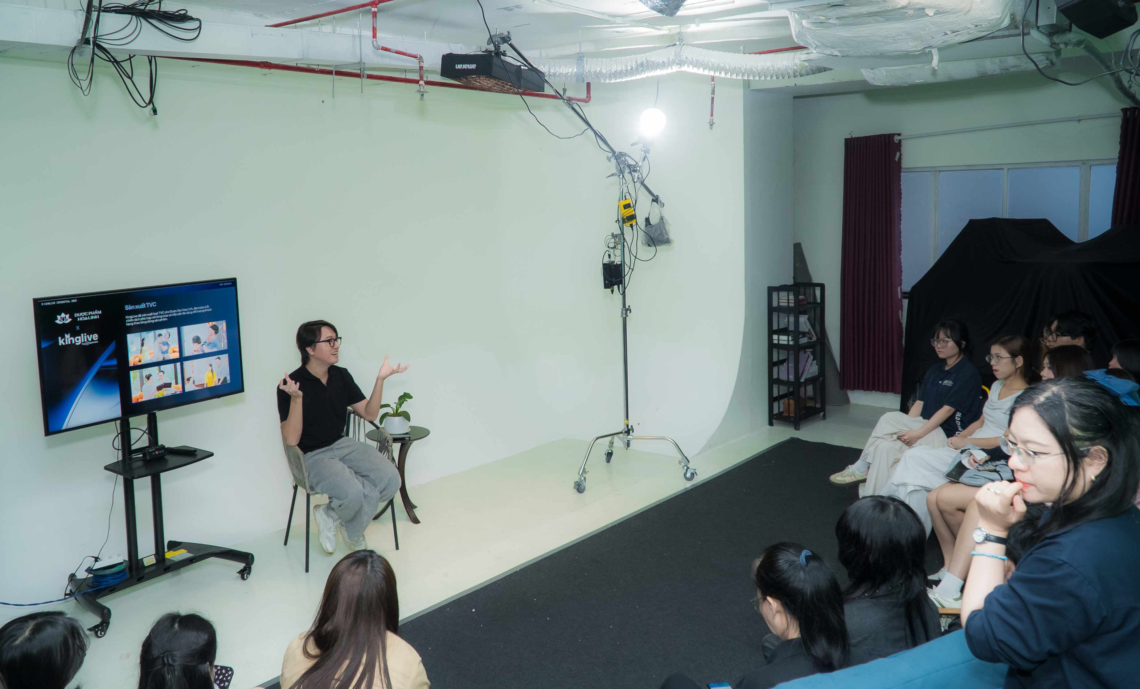 Ngành Quản trị công nghệ truyền thông- fieldtrip tại VCCorp